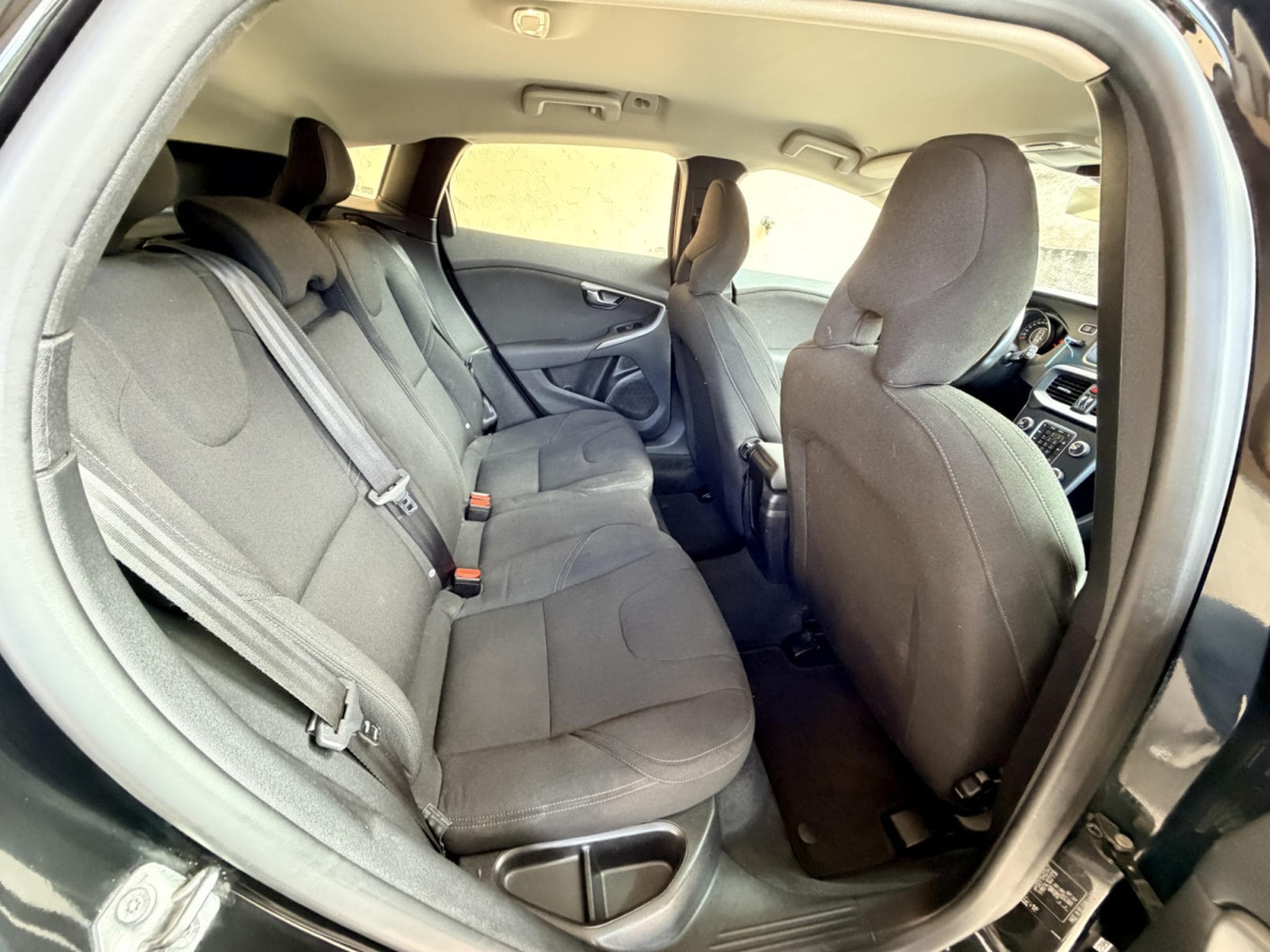 Volvo V40 D2 120CV (2015) - Photo 11