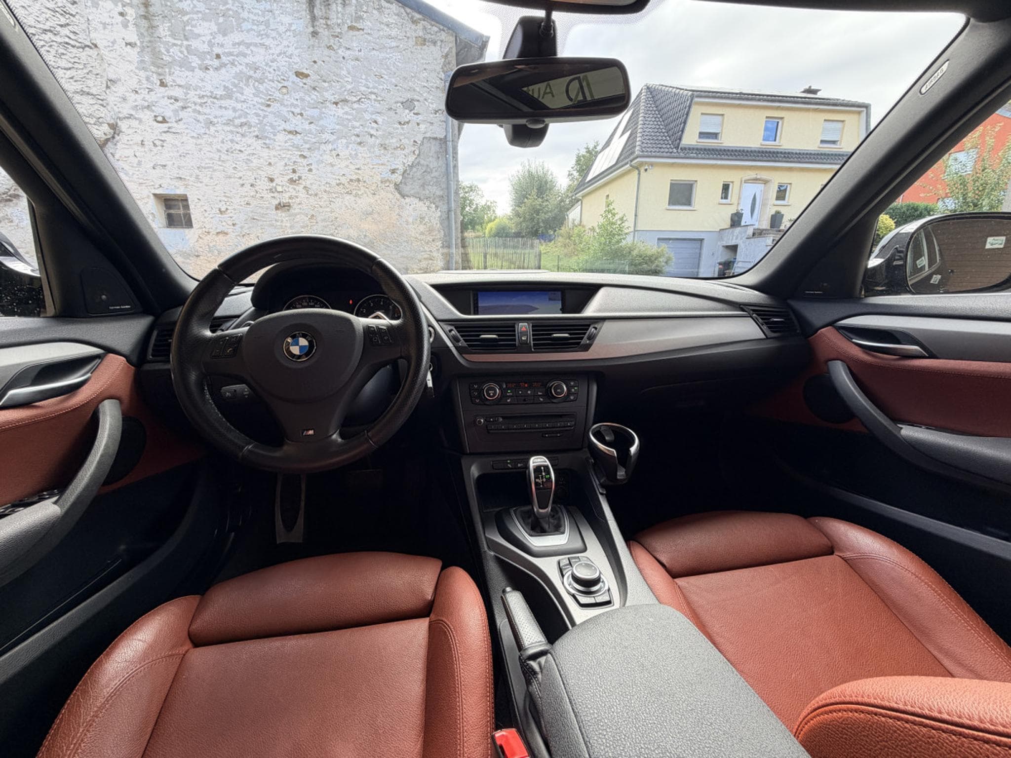 BMW X1 28i xDRIVE M-Pack  Panorama-Camera-Harman/Kardon 245cv (2011) - Photo 12