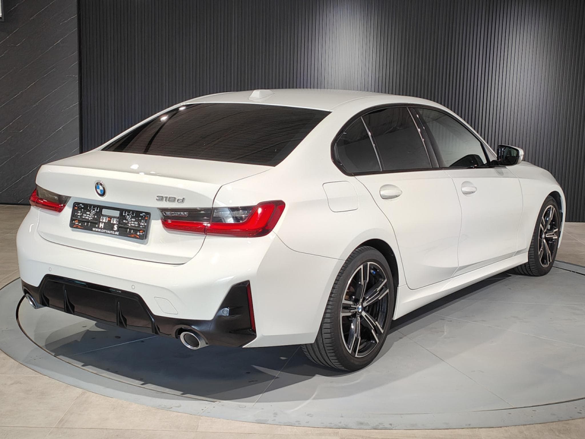 BMW 318 318dA PACK M CARPLAY GPS BLUETOOTH SIEGES CHAUFF (2023) - Foto 3