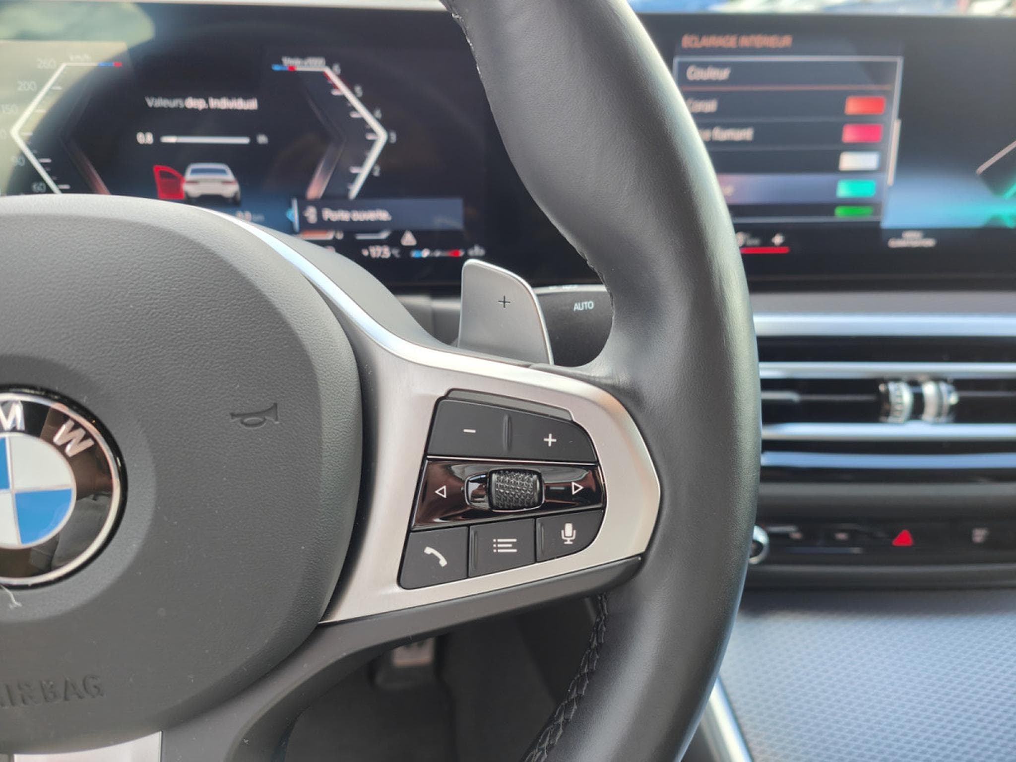 BMW 318 318dA PACK M CARPLAY GPS BLUETOOTH SIEGES CHAUFF (2023) - Foto 19