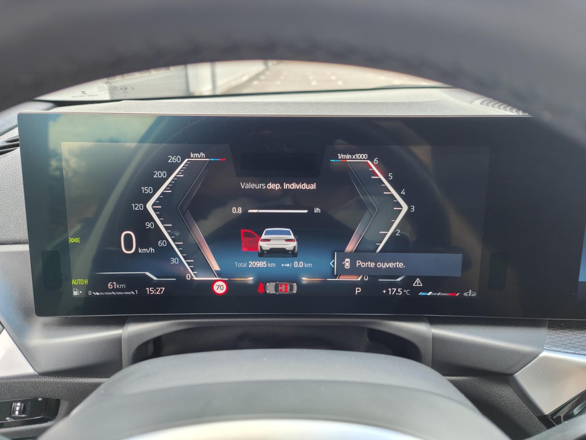 BMW 318 318dA PACK M CARPLAY GPS BLUETOOTH SIEGES CHAUFF (2023) - Foto 21