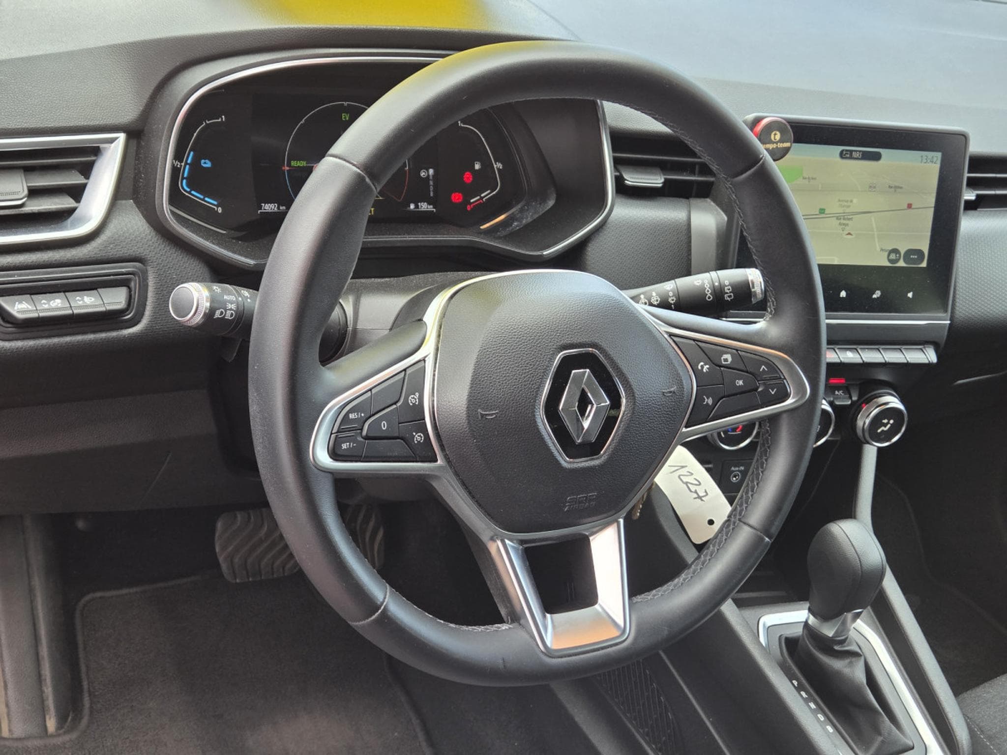 Renault Clio 1.6i E-Tech Hybride 140CV Corporate (2021) - Photo 6