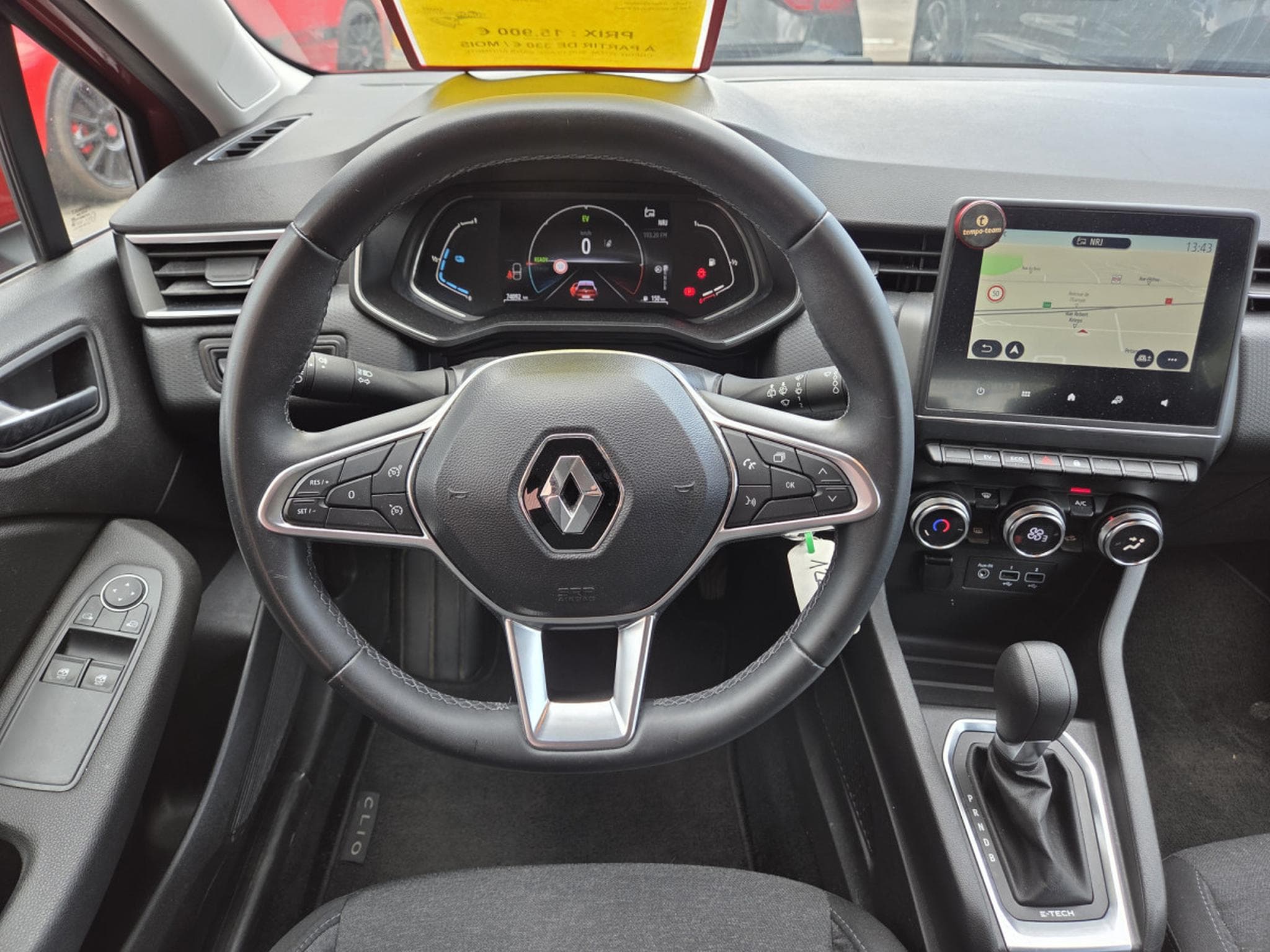 Renault Clio 1.6i E-Tech Hybride 140CV Corporate (2021) - Photo 9