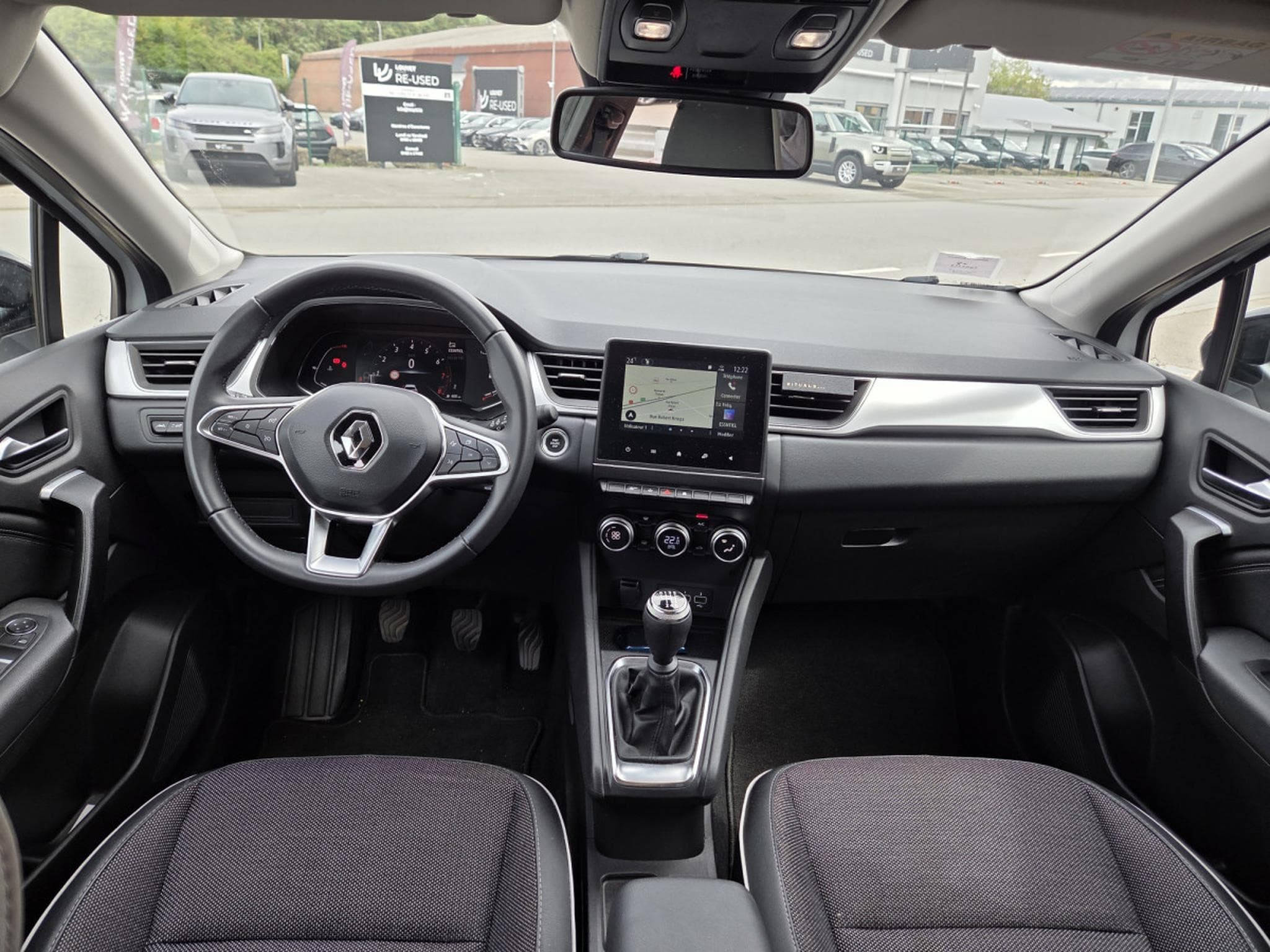 Renault Captur TCE 91CV BVM6 (2023) - Photo 10