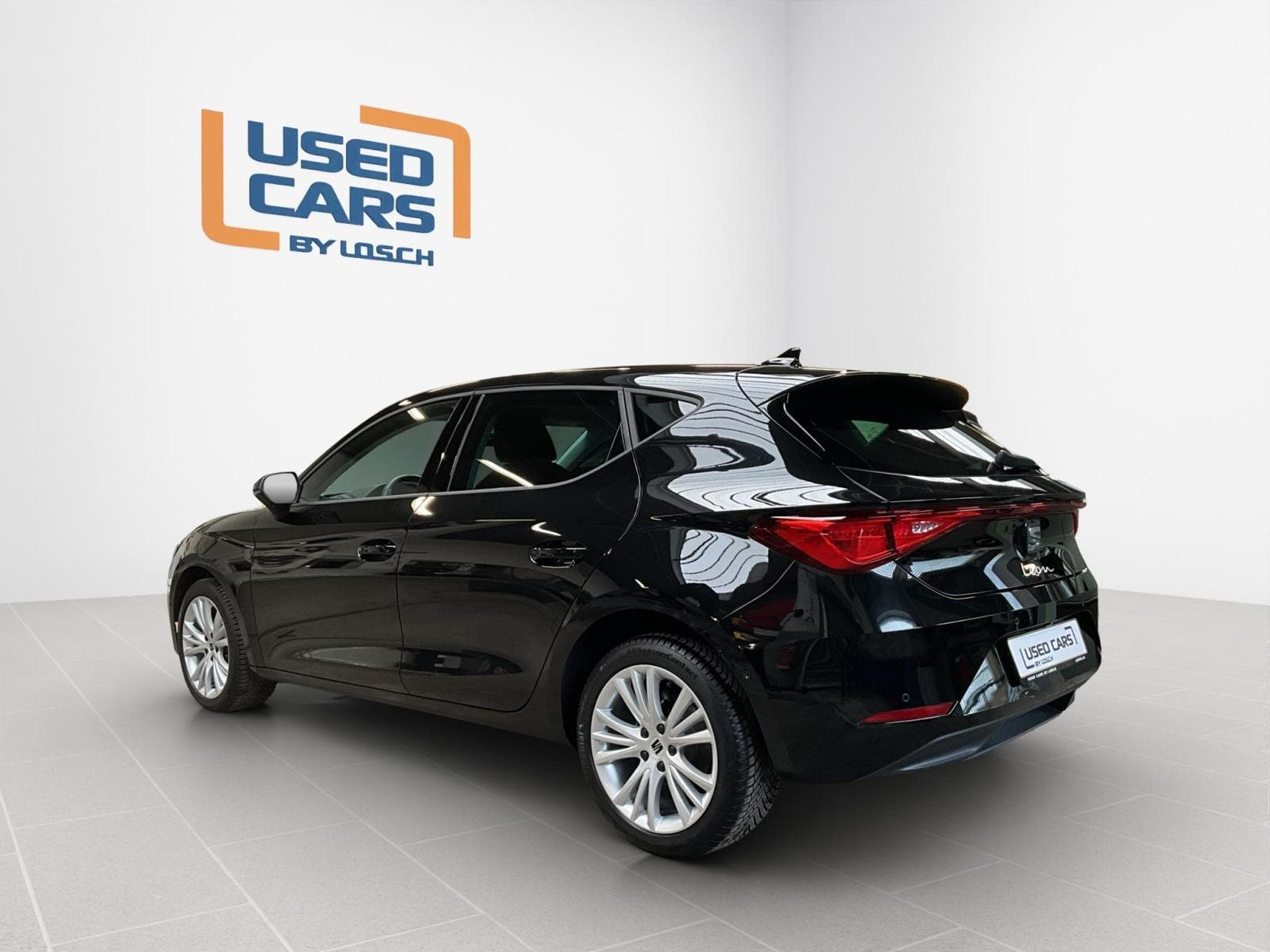 Seat Leon FR+P.Confort+Connectivity-Box+Full-Link+P,Rangement (2023) - Foto 5