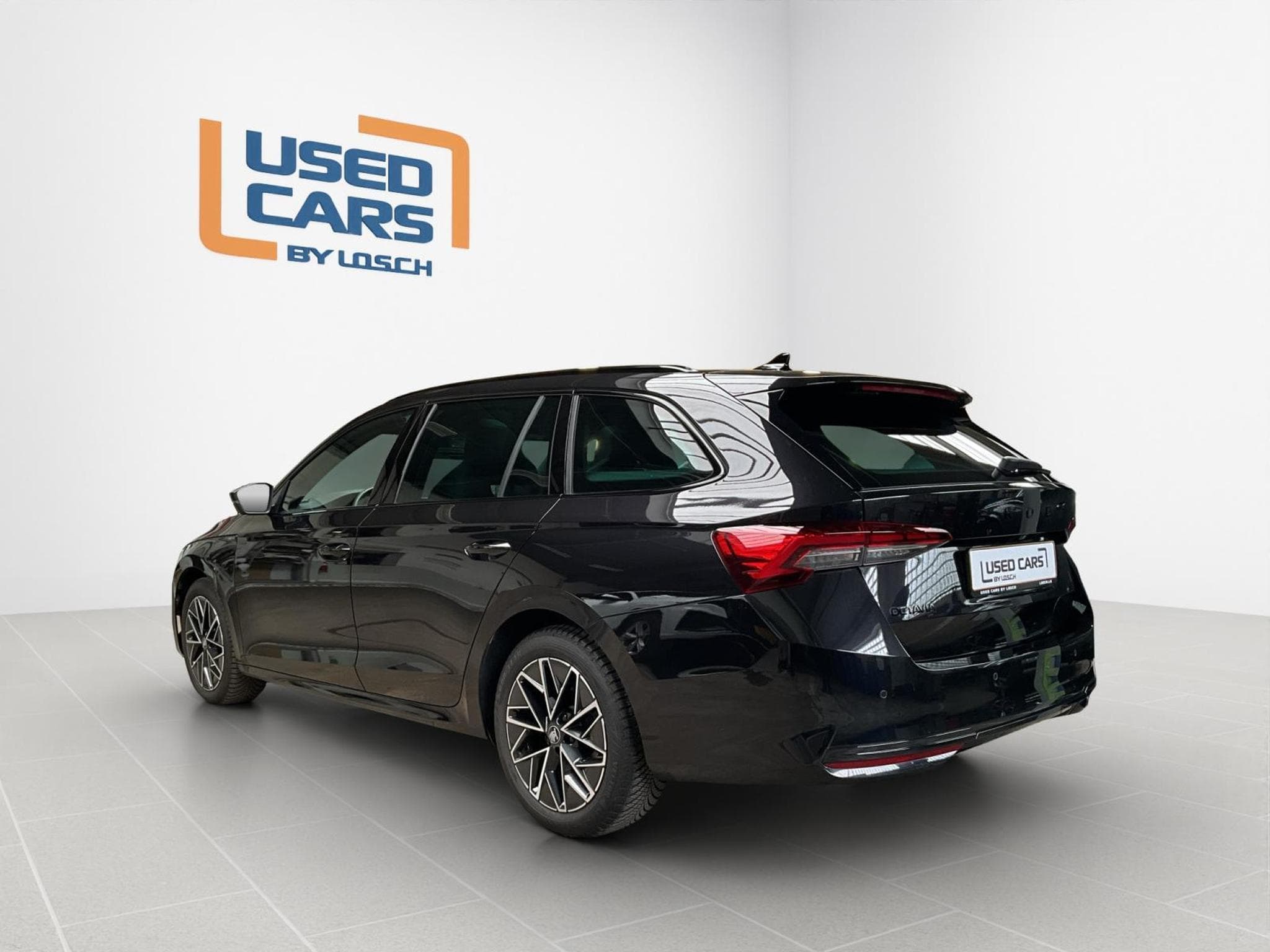 Skoda Octavia Sportline+DSG+DCC+P.Light&View+Pano+LED+Navi (2025) - Foto 6