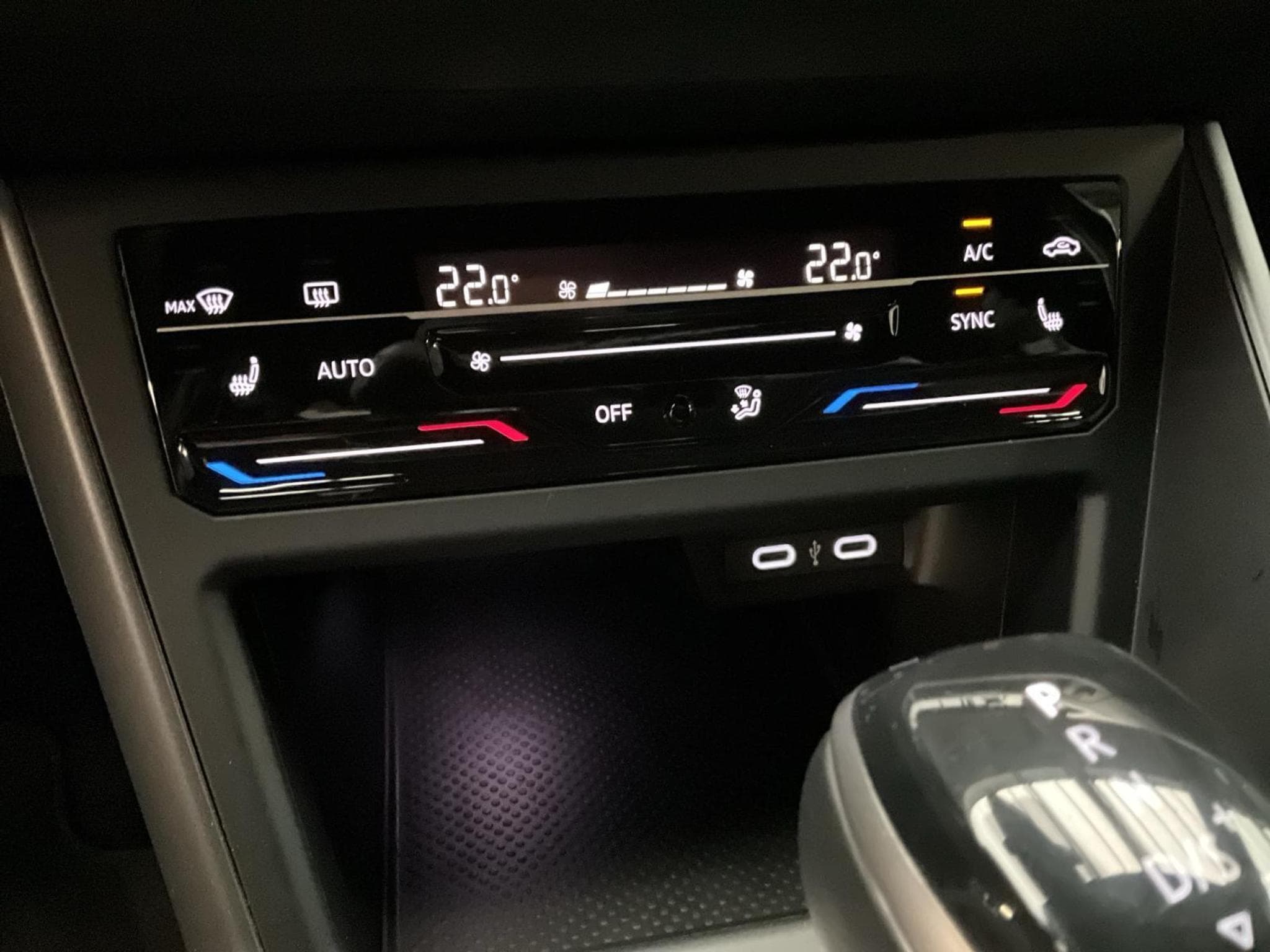 VW Taigo R-Line+DSG+IQ-Light+P.Lumiere&visibilité+Keyless (2023) - Foto 19