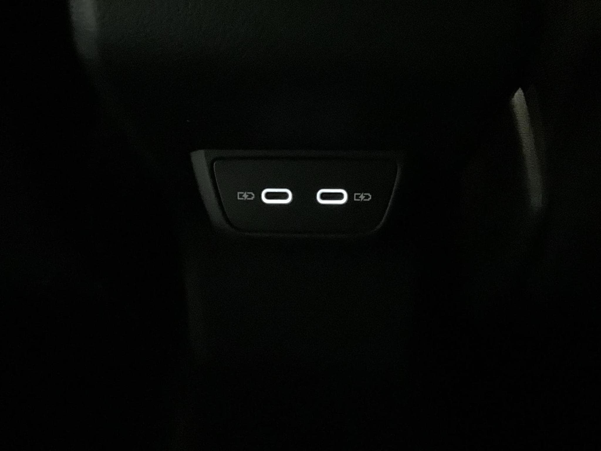 VW Taigo R-Line+DSG+IQ-Light+P.Lumiere&visibilité+Keyless (2023) - Foto 20