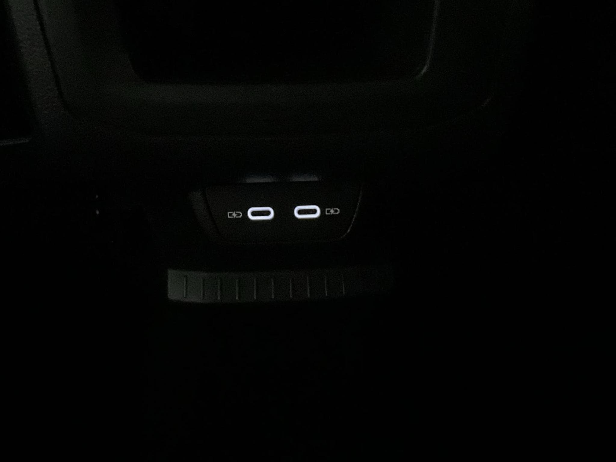 VW T-Cross Life+NAVI+DAB+PDC+Rear-View (2023) - Photo 20