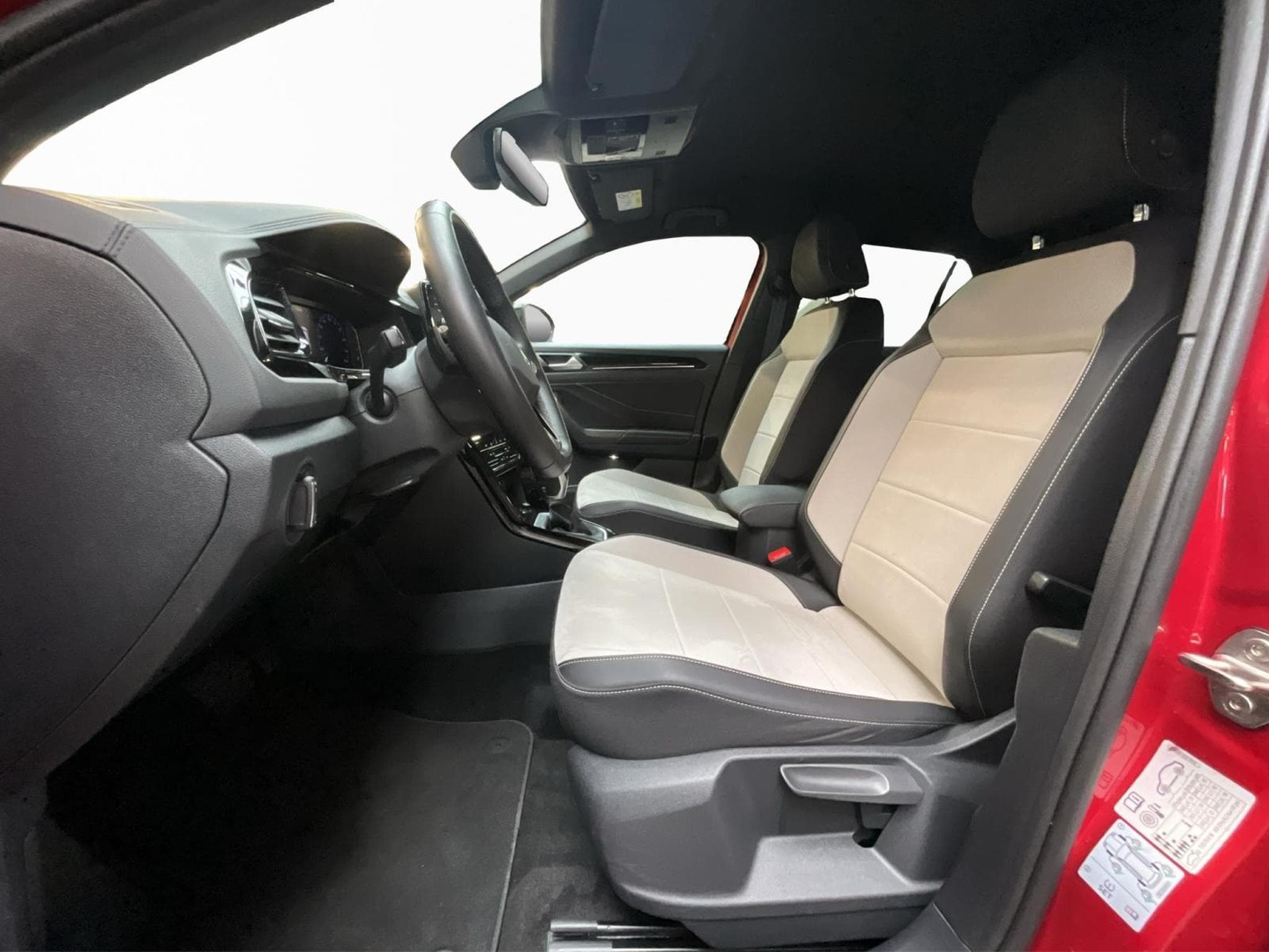 VW T-Roc Style+DSG+P.Sport+P.Travel+Balck-Style (2023) - Photo 9