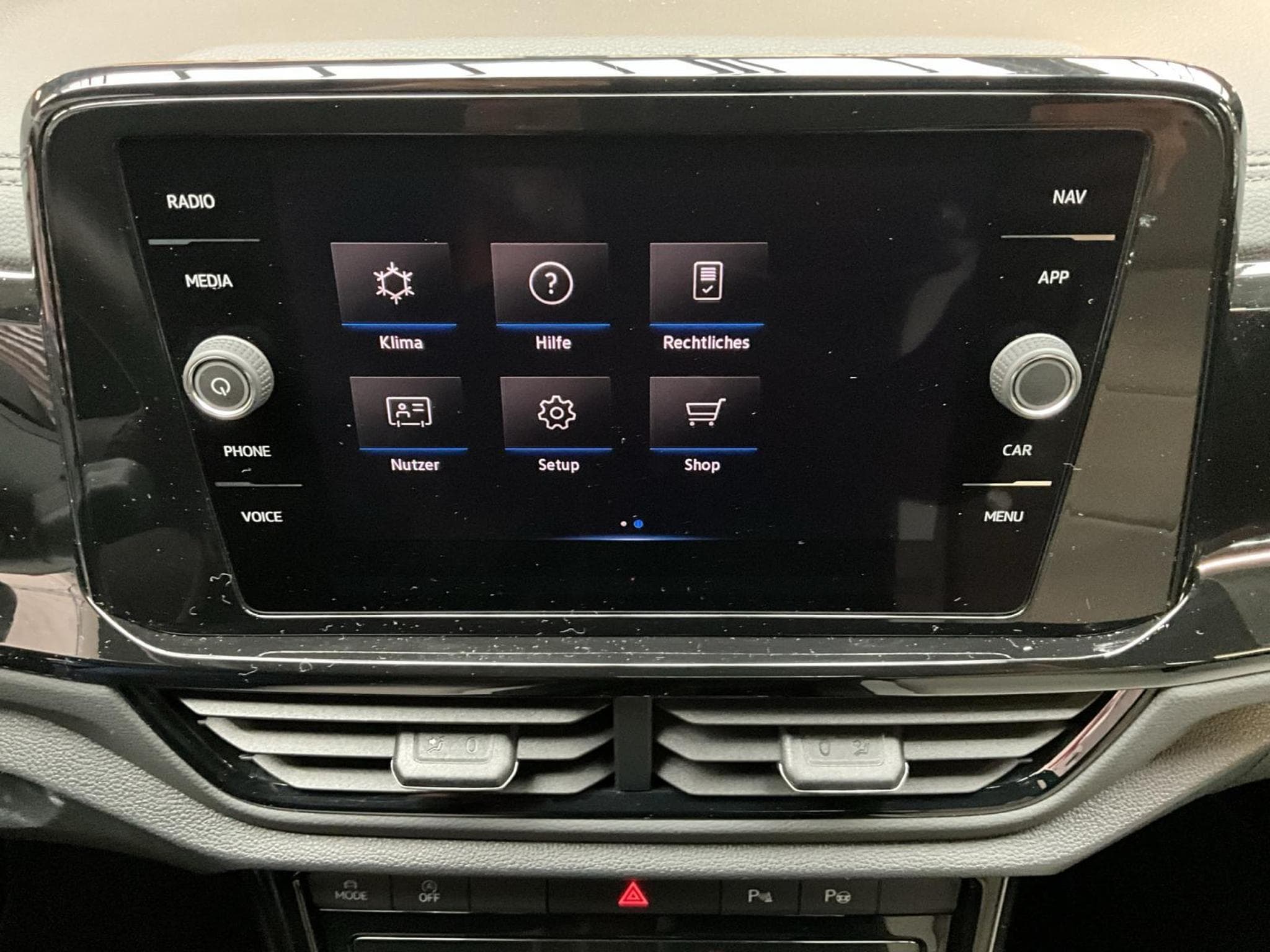 VW T-Roc Style+DSG+P.Sport+P.Travel+Balck-Style (2023) - Photo 18