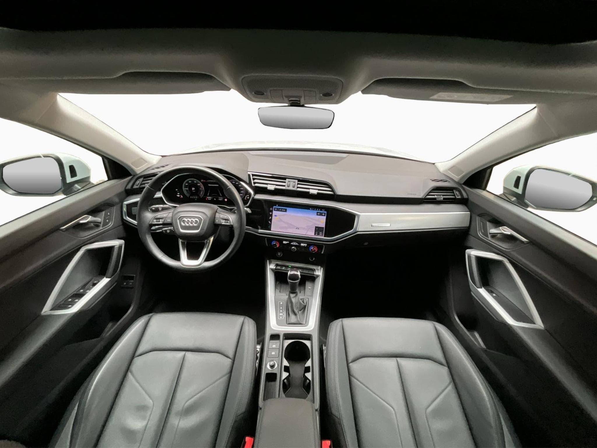 Audi Q3 SB+45TFSI+Phev+S-Tronic+P.Premium+Matrix+ (2021) - Photo 2