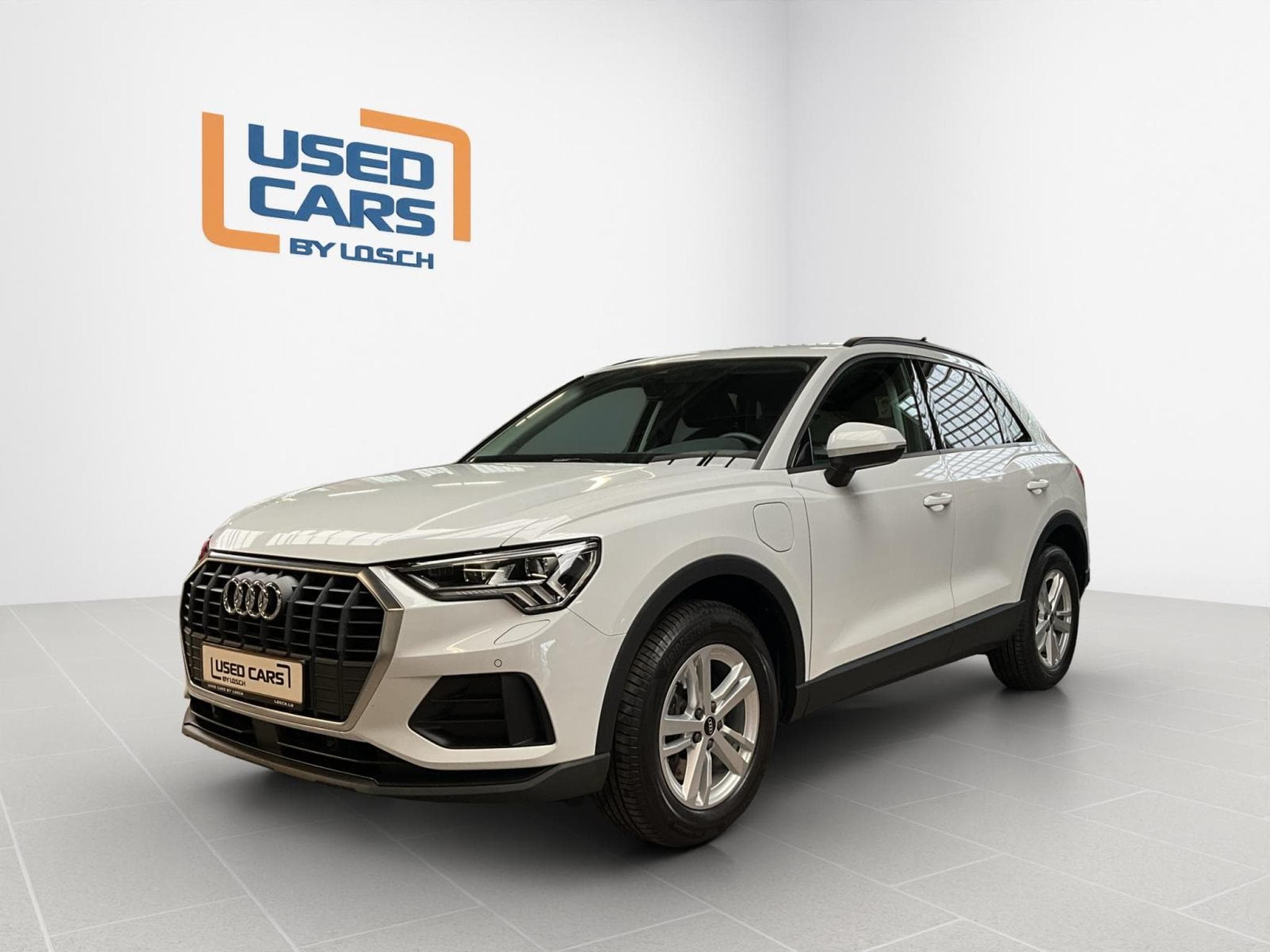 Audi Q3 SB+45TFSI+Phev+S-Tronic+P.Premium+Matrix+ (2021) - Photo 4