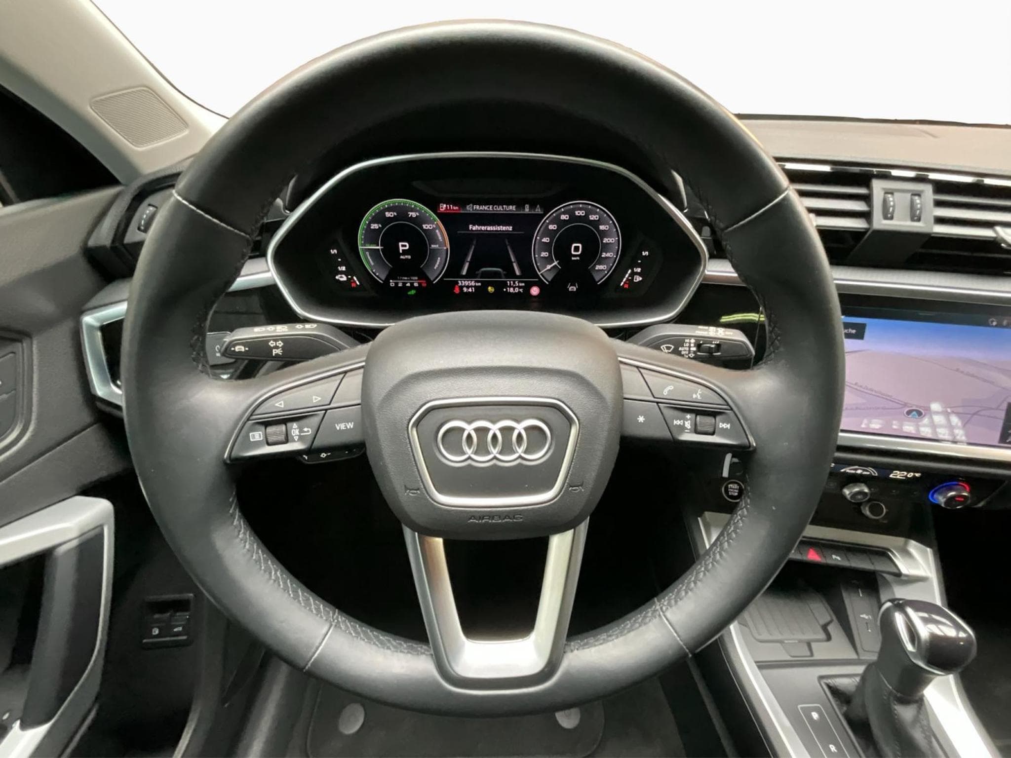 Audi Q3 SB+45TFSI+Phev+S-Tronic+P.Premium+Matrix+ (2021) - Photo 10