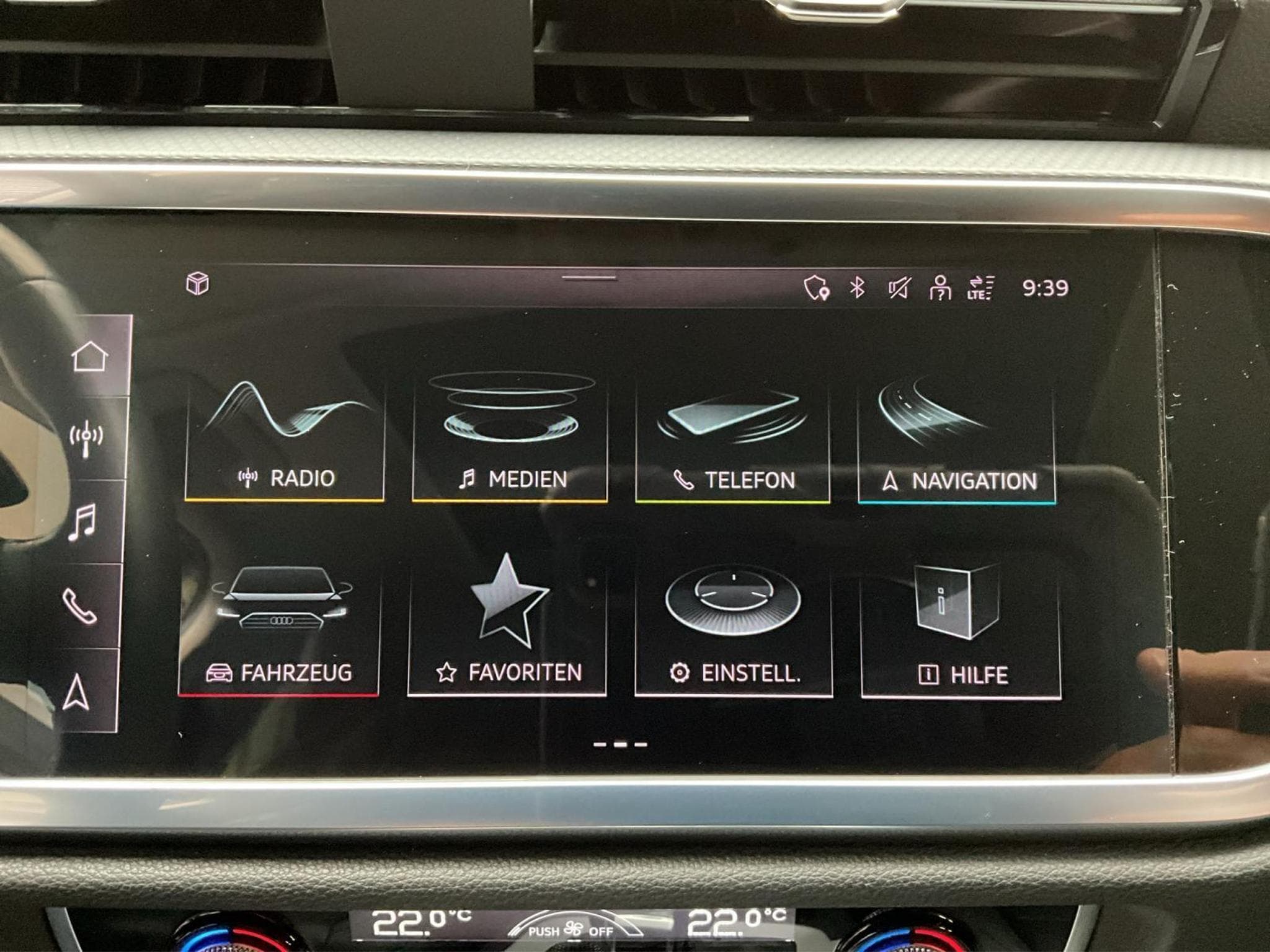 Audi Q3 SB+45TFSI+Phev+S-Tronic+P.Premium+Matrix+ (2021) - Photo 13