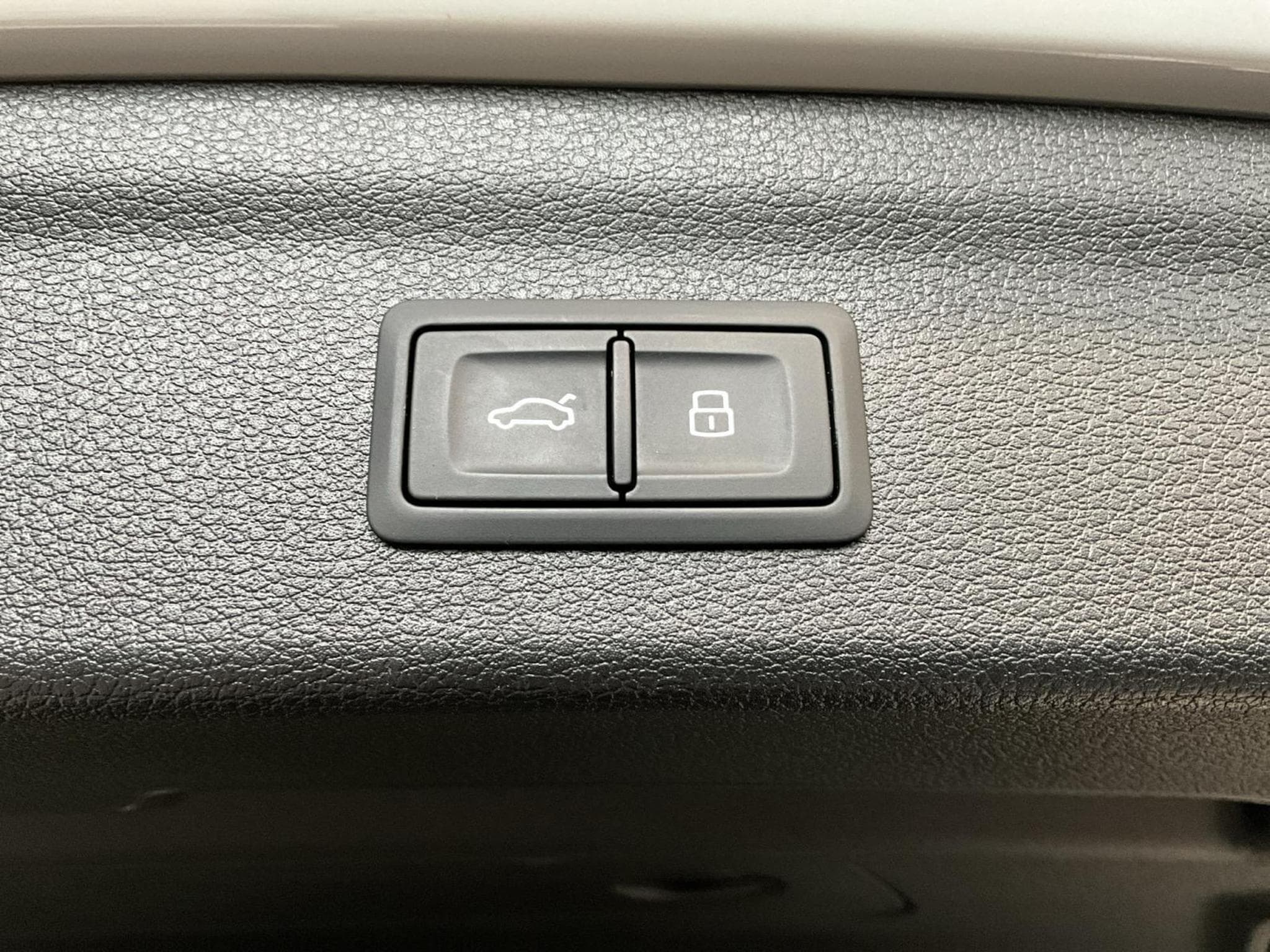 Audi Q3 SB+45TFSI+Phev+S-Tronic+P.Premium+Matrix+ (2021) - Photo 19