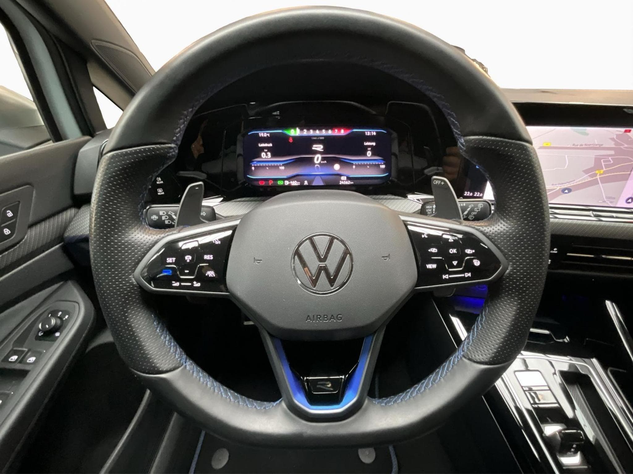 VW Golf R+DSG+4Motion+LED+NAVI+Keyless+DAB (2024) - Photo 10