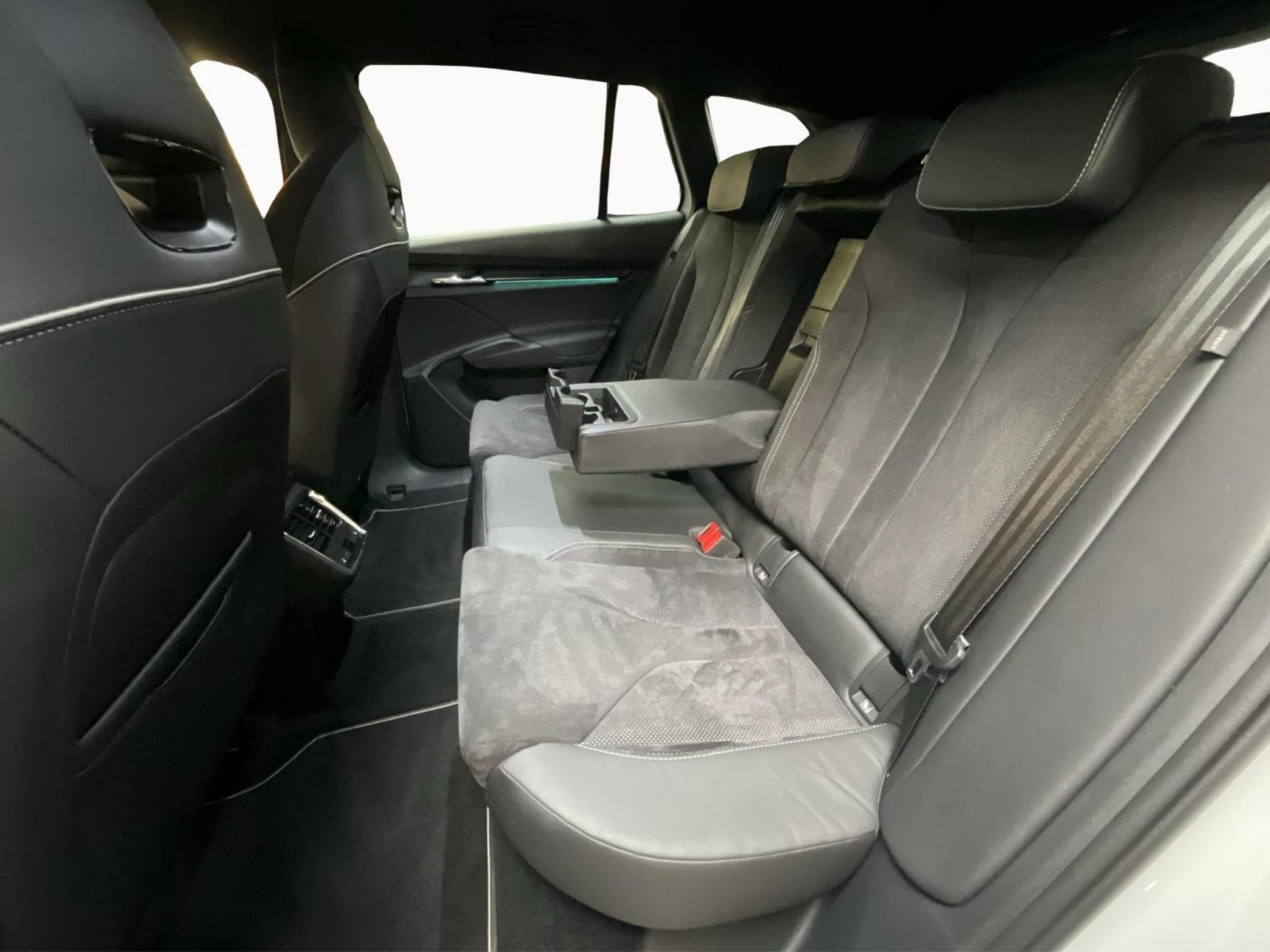 Skoda Enyaq 58kWh+iV60+RS/Sportline+Climate-Plus+Assisted-Drive (2022) - Photo 15