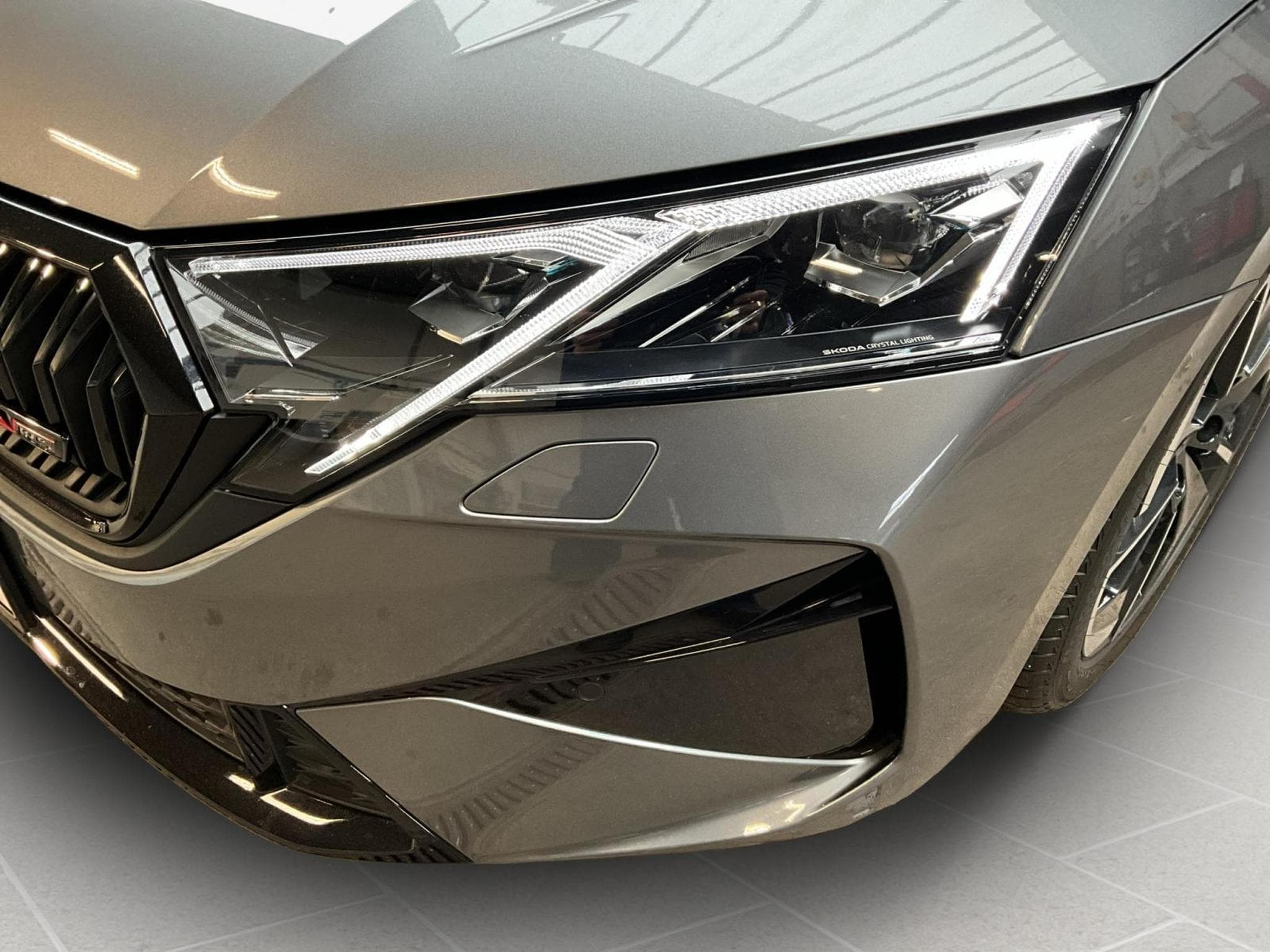 Skoda Octavia RS+DSG+DCC+Design-SUEDIA+LM18+P.Simply-Clever (2025) - Photo 17