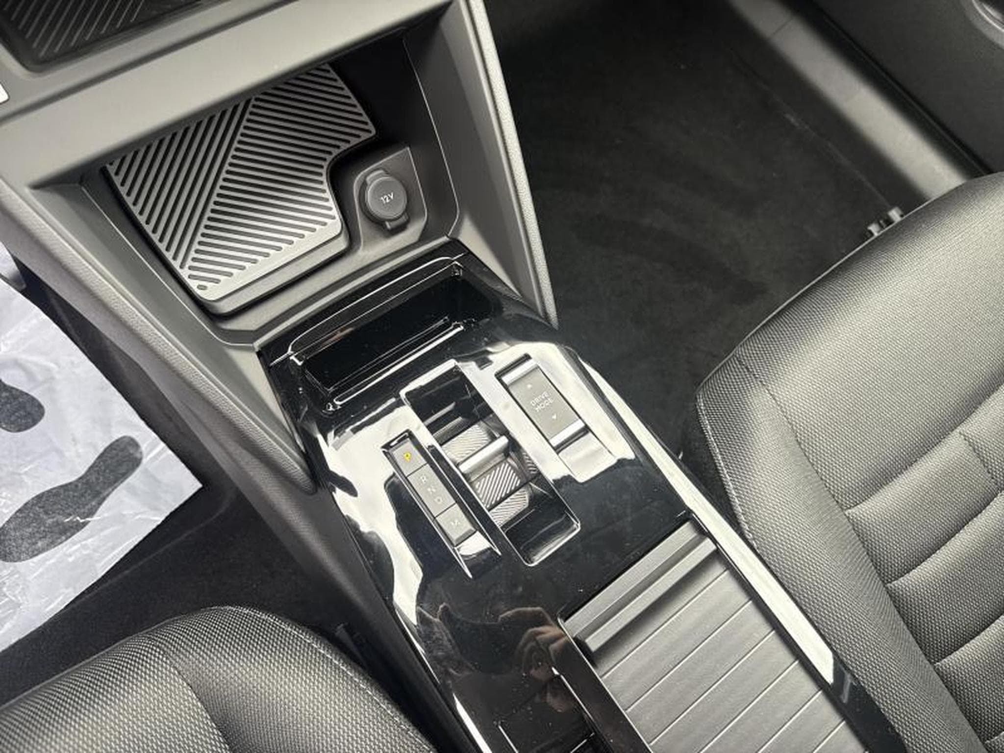 Citroen C4 MAX (2025) - Photo 19
