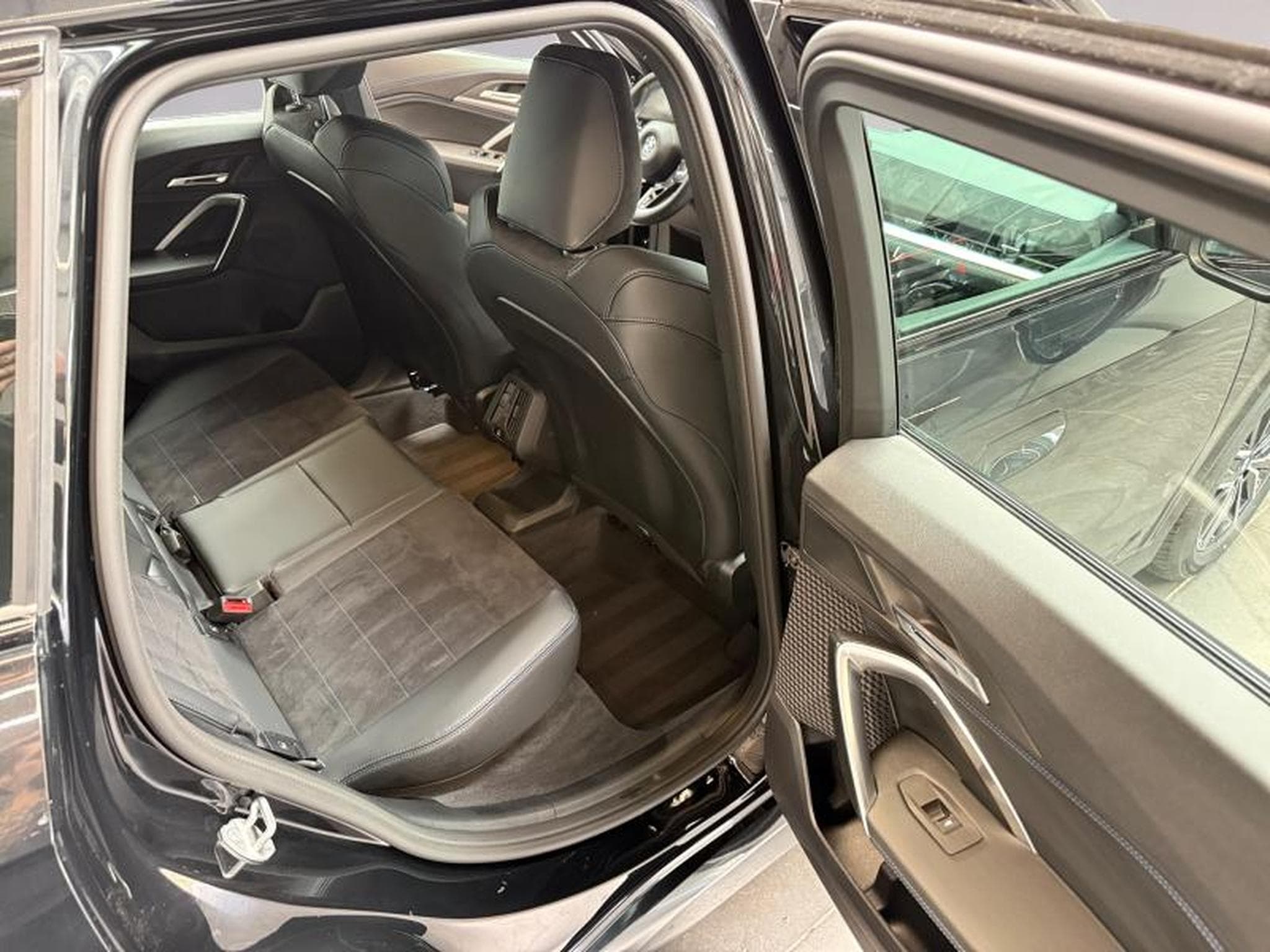 BMW X1 X1 sDrive18i Pack M Sport (2025) - Photo 14