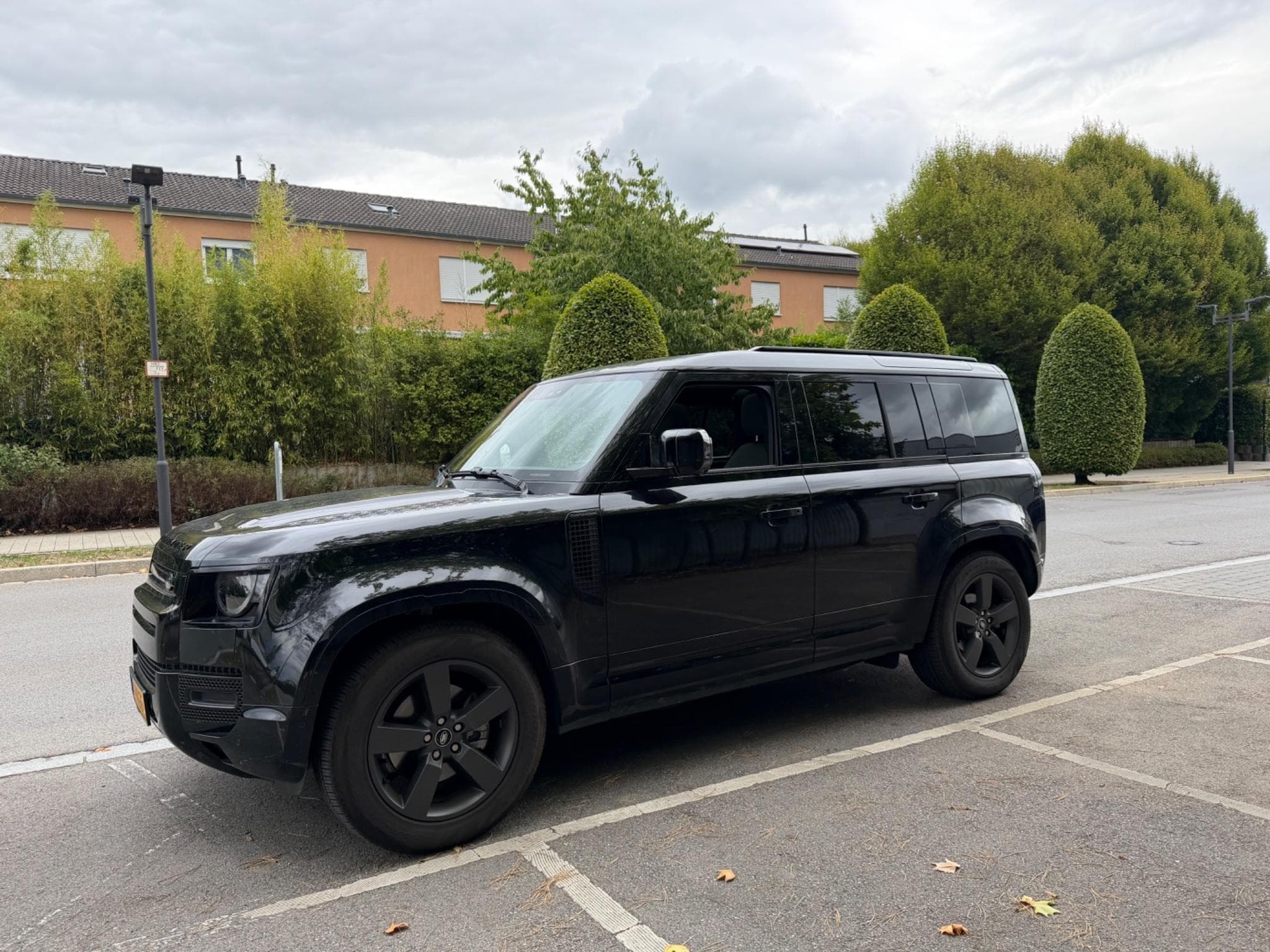 Land-Rover Defender Defender 110 D250 X-Dynamic SE Garantie (2025) - Photo 1