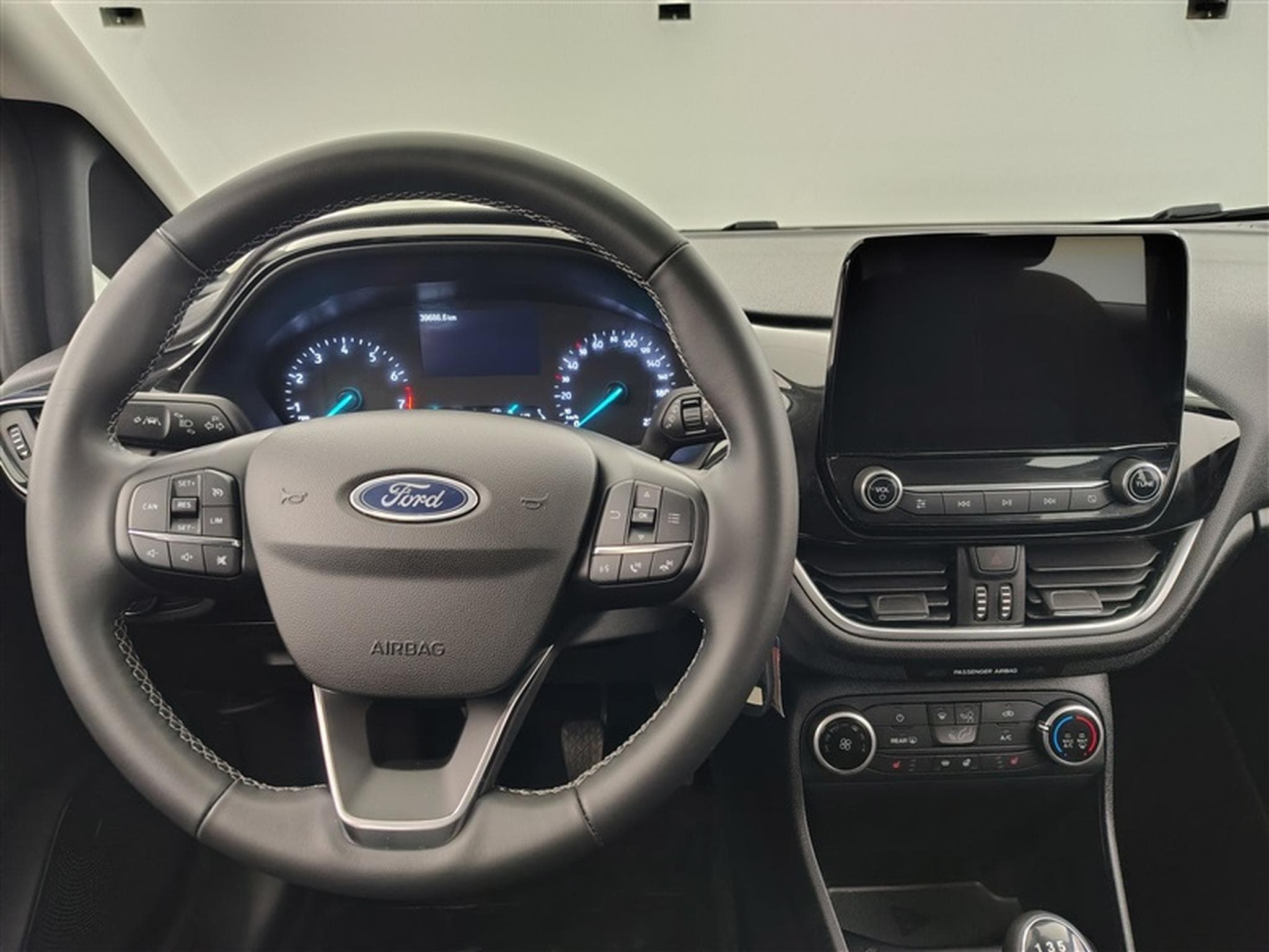 Ford Fiesta 1.0 EcoBoost Connected CARPLAY/LED/PDC (2024) - Photo 9