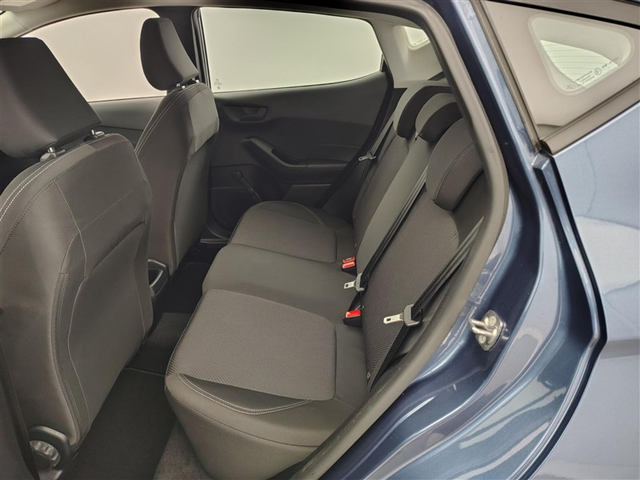 Ford Fiesta 1.0 EcoBoost Connected CARPLAY/LED/PDC (2024) - Photo 13