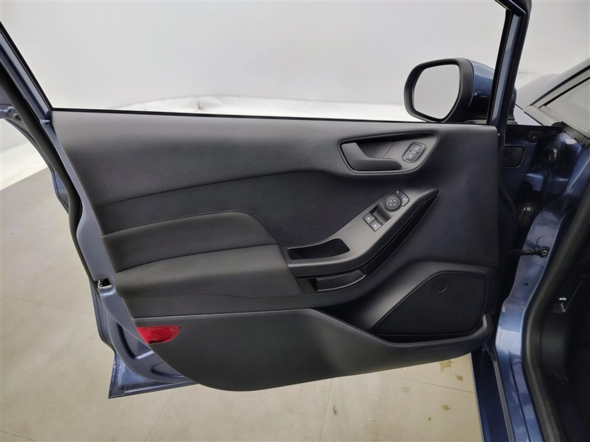 Ford Fiesta 1.0 EcoBoost Connected CARPLAY/LED/PDC (2024) - Photo 16