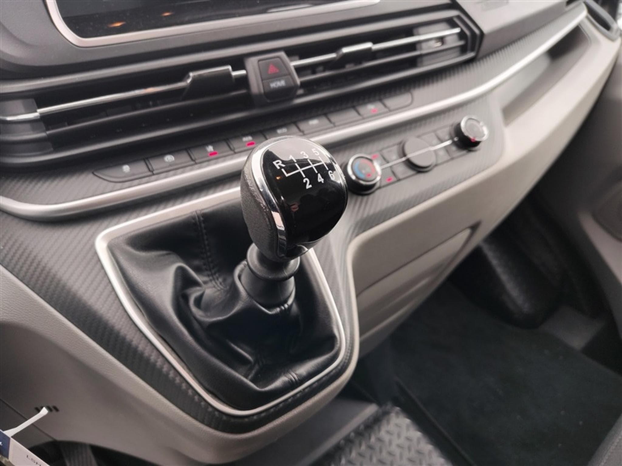 Maxus Deliver 9 2.0l 163Cv Comfort (2021) - Foto 13