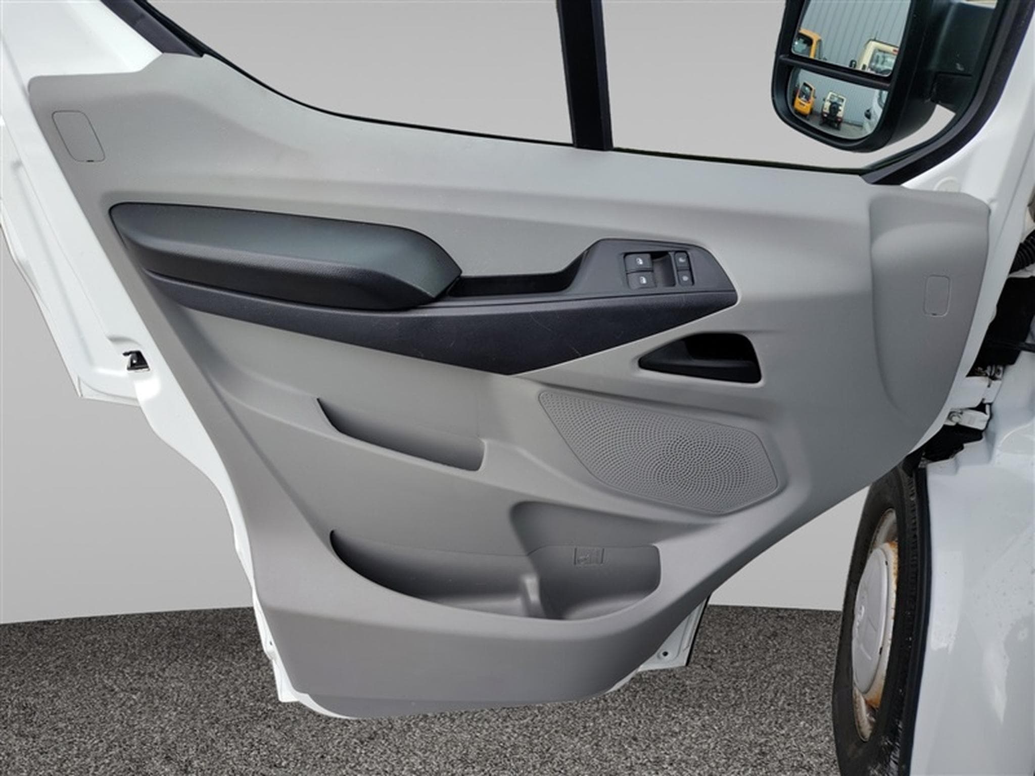 Maxus Deliver 9 2.0l 163Cv Comfort (2021) - Foto 17