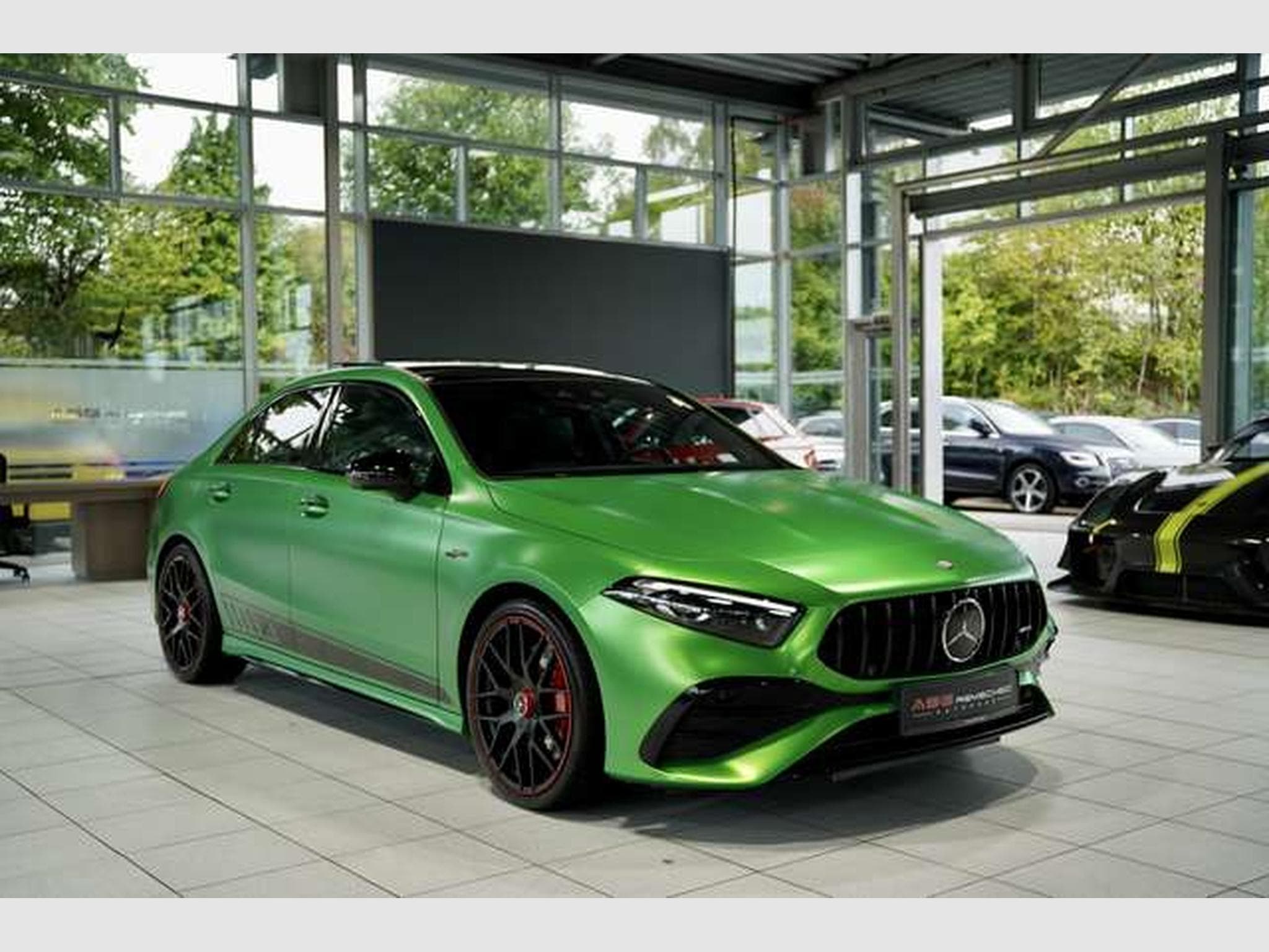 Mercedes A 35 AMG 4M 2H *BURM*Night-II*Pano*HUD*Multibeam (2024) - Foto 4