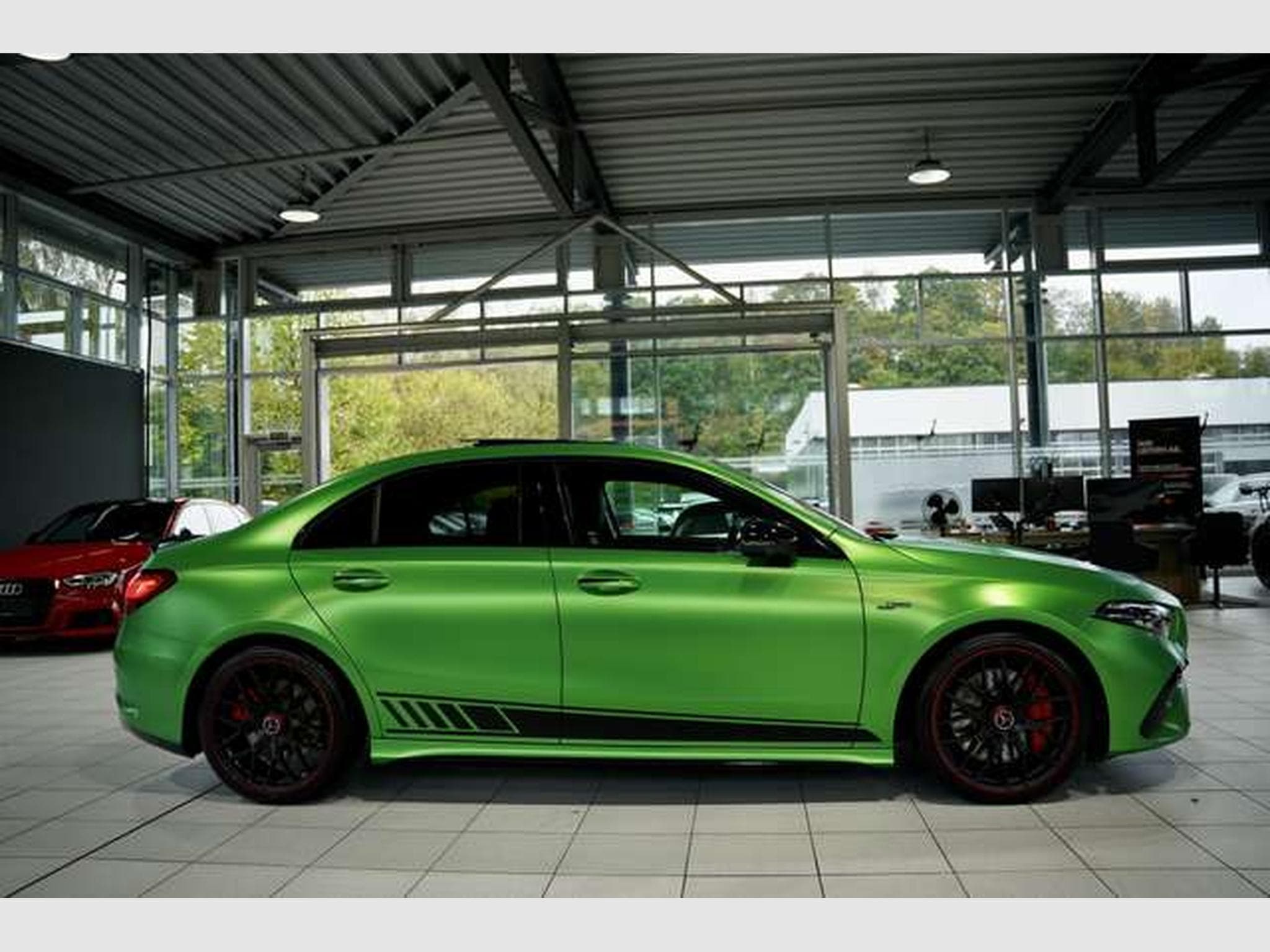 Mercedes A 35 AMG 4M 2H *BURM*Night-II*Pano*HUD*Multibeam (2024) - Foto 5
