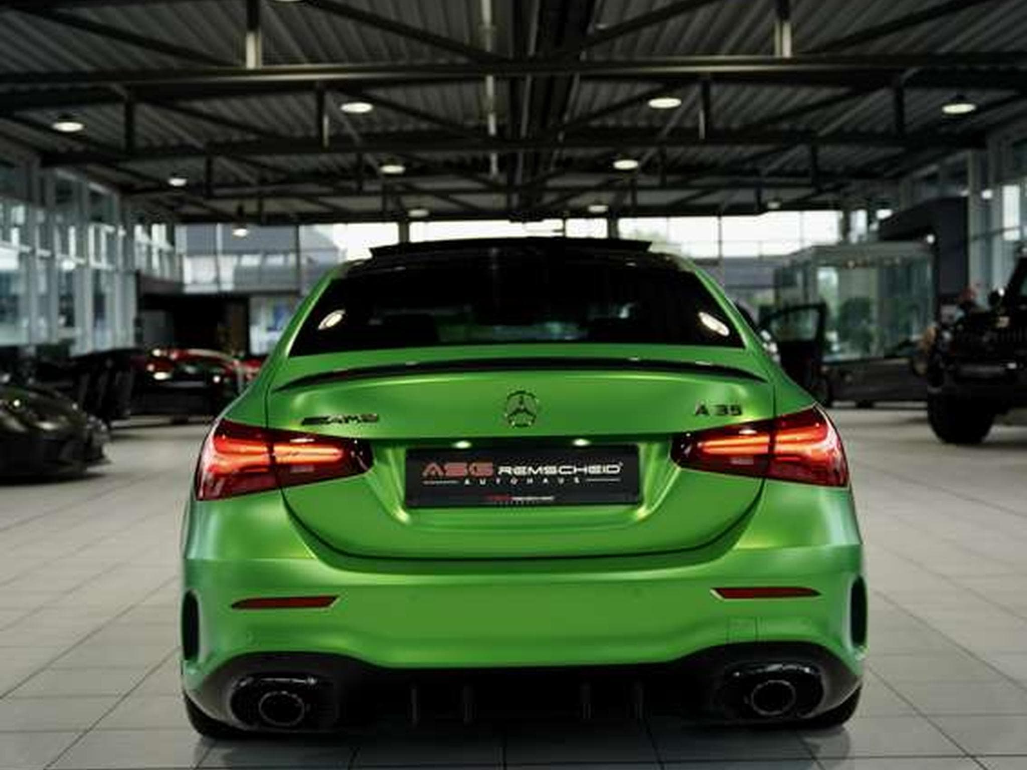Mercedes A 35 AMG 4M 2H *BURM*Night-II*Pano*HUD*Multibeam (2024) - Foto 7