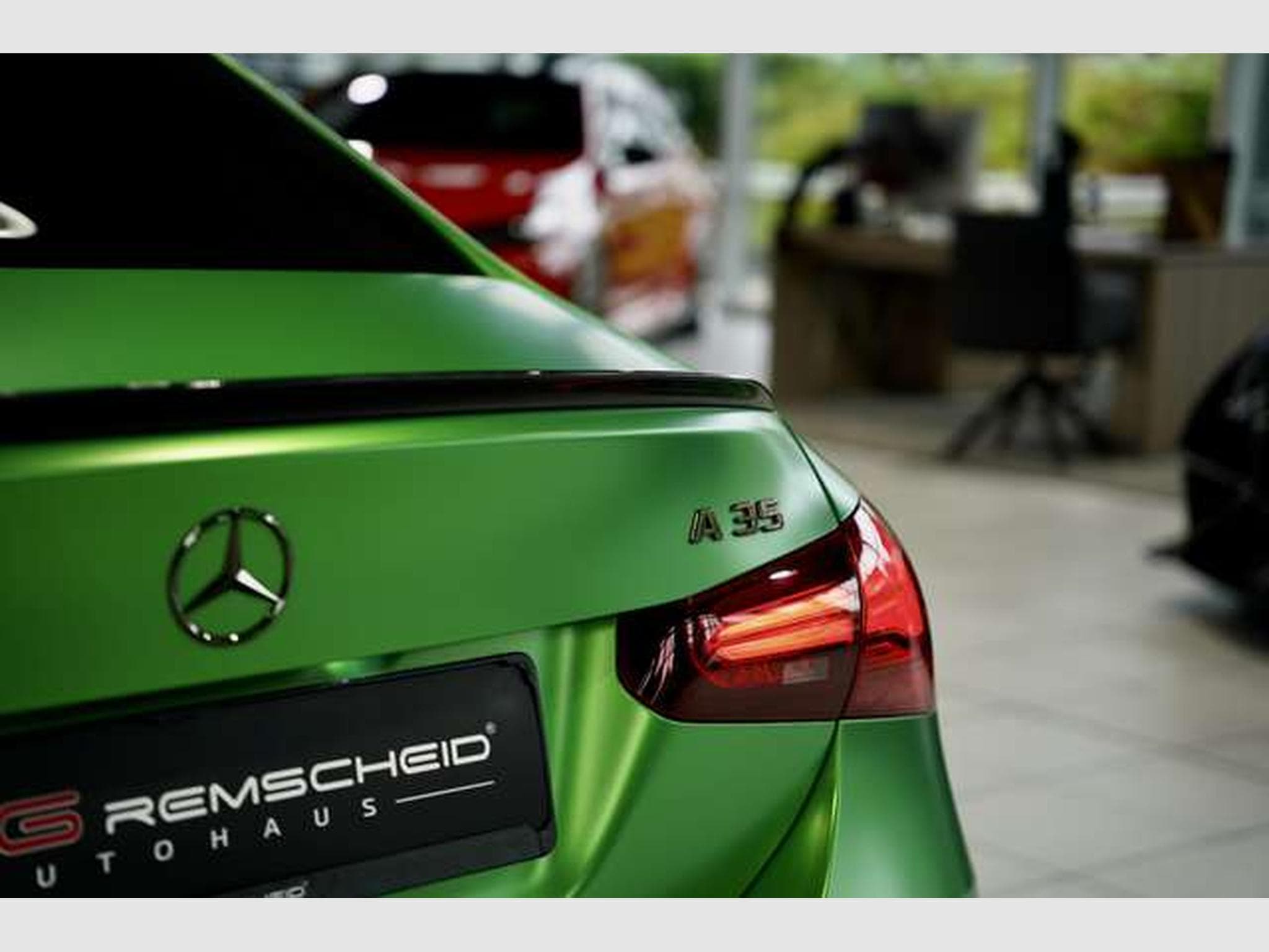 Mercedes A 35 AMG 4M 2H *BURM*Night-II*Pano*HUD*Multibeam (2024) - Foto 11