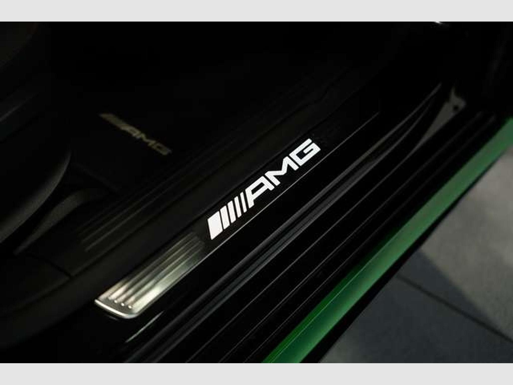 Mercedes A 35 AMG 4M 2H *BURM*Night-II*Pano*HUD*Multibeam (2024) - Foto 21