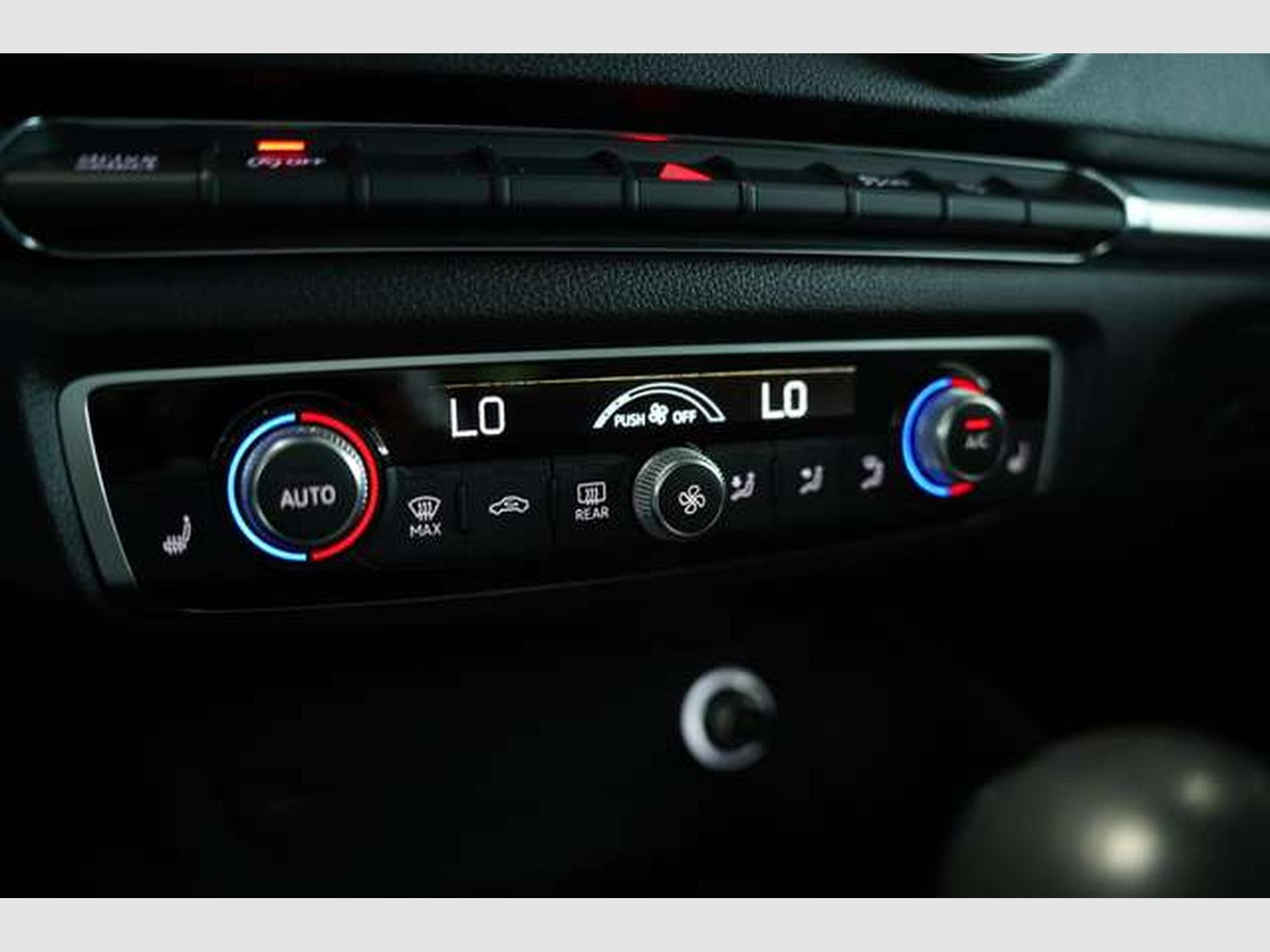 Audi A3 Sportback 35 TFSI 2.Hand *Pano *SHZ *LED *AHK (2020) - Foto 30
