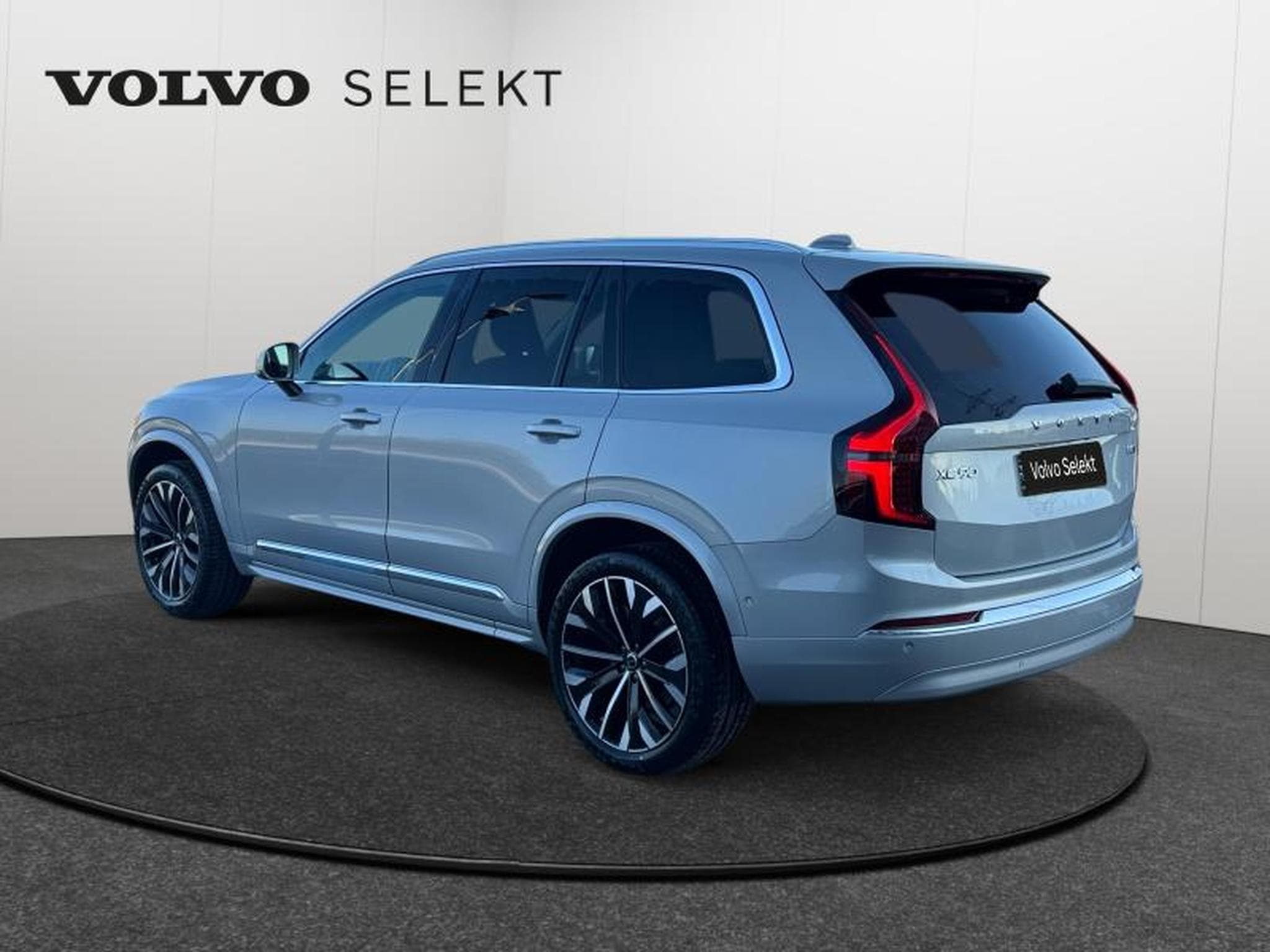 Volvo XC90 B5 Plus Bright / Essence (2025) - Photo 5
