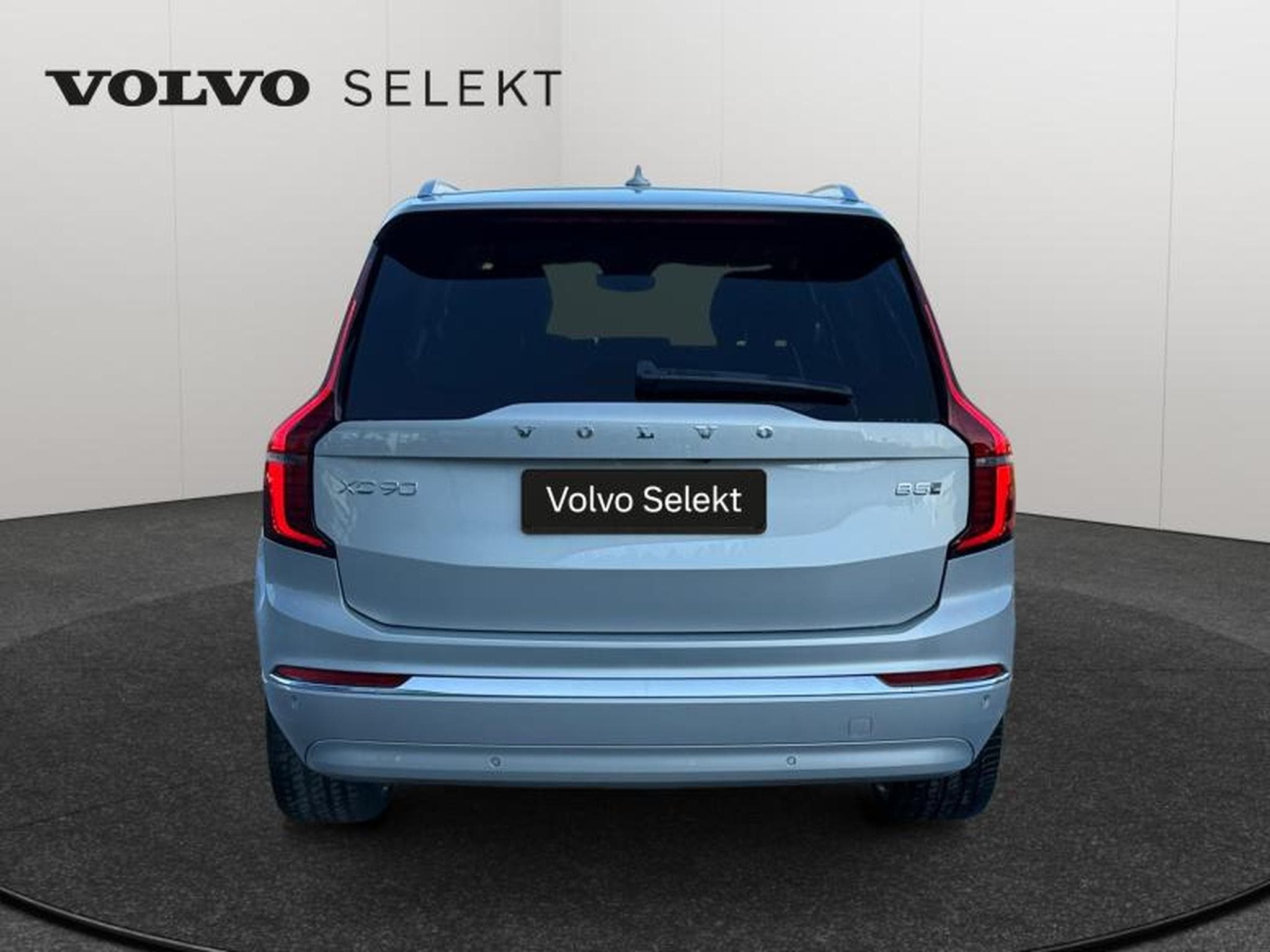 Volvo XC90 B5 Plus Bright / Essence (2025) - Photo 6