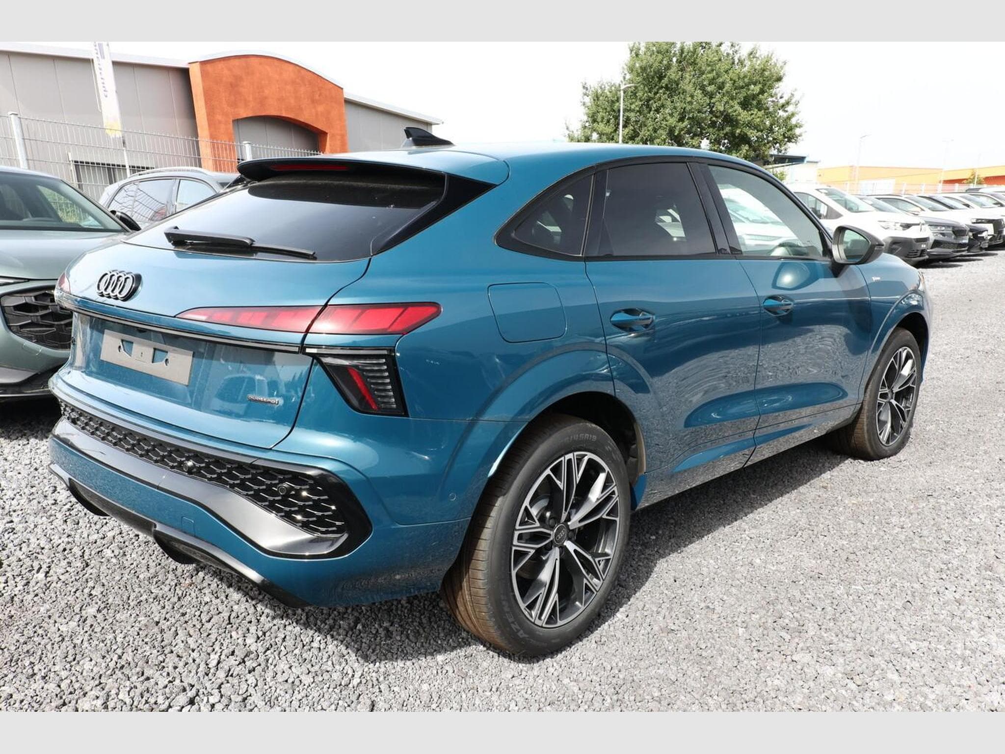 Audi Q3 Sportback quattro 2xS (2026) - Photo 3