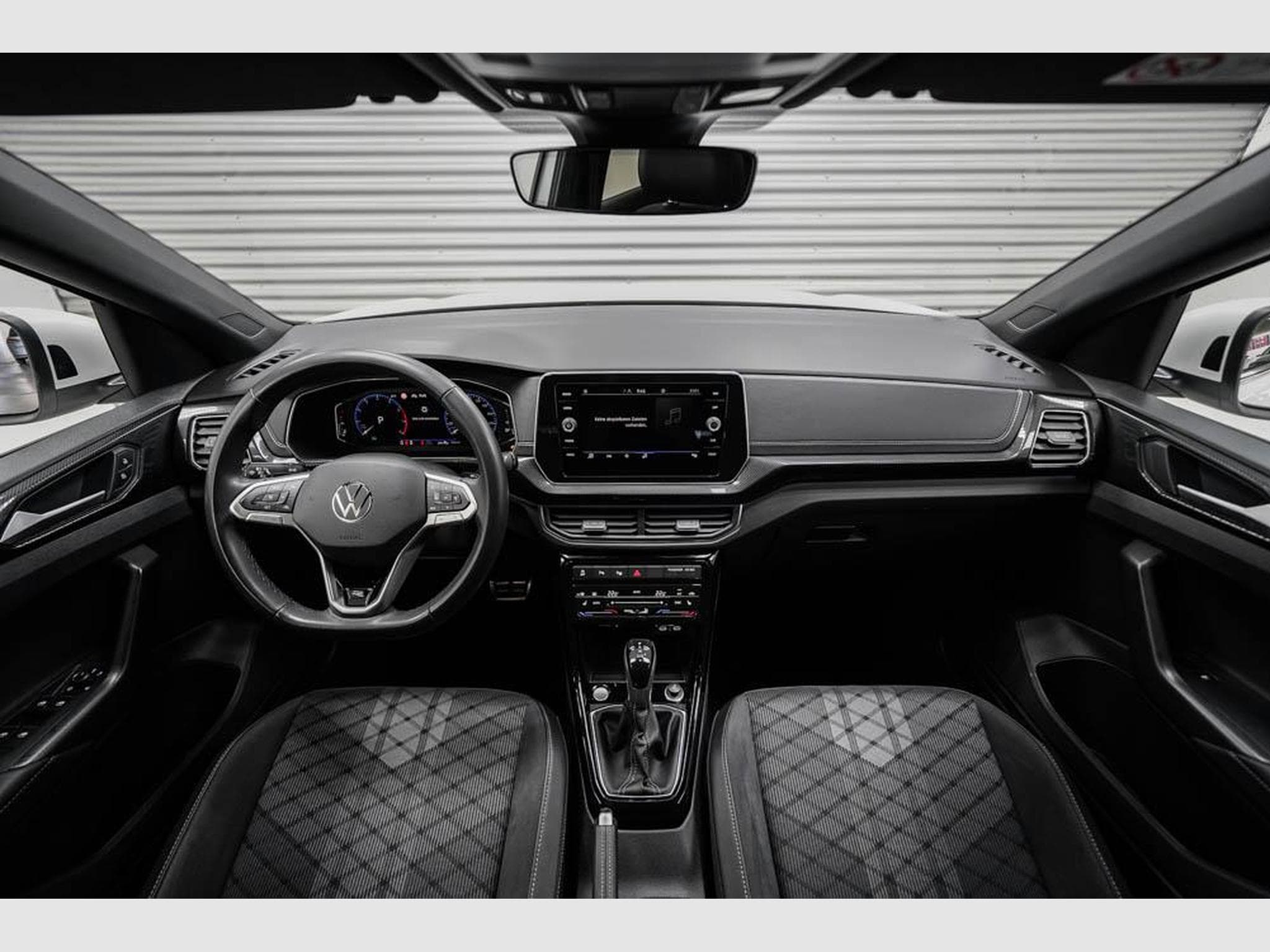 VW T-Cross 1,5 TSI DSG (2025) - Photo 6