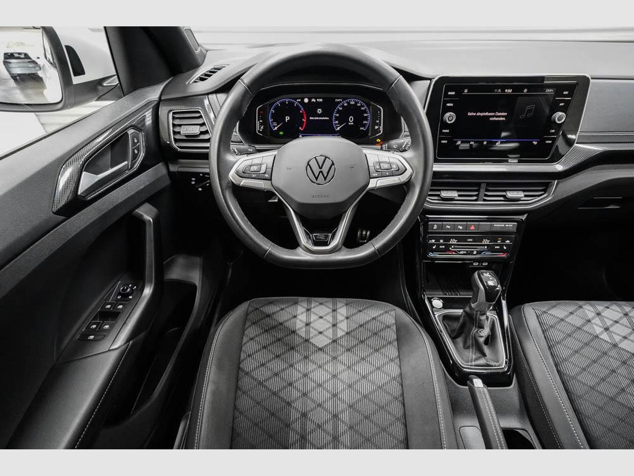 VW T-Cross 1,5 TSI DSG (2025) - Photo 8
