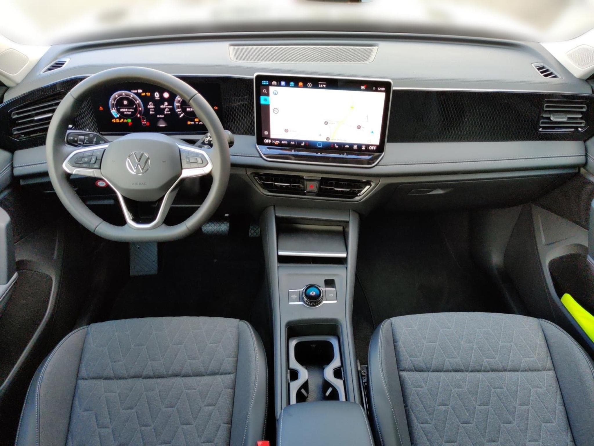 VW Tiguan Life 2.0 TSI (2025) - Foto 10