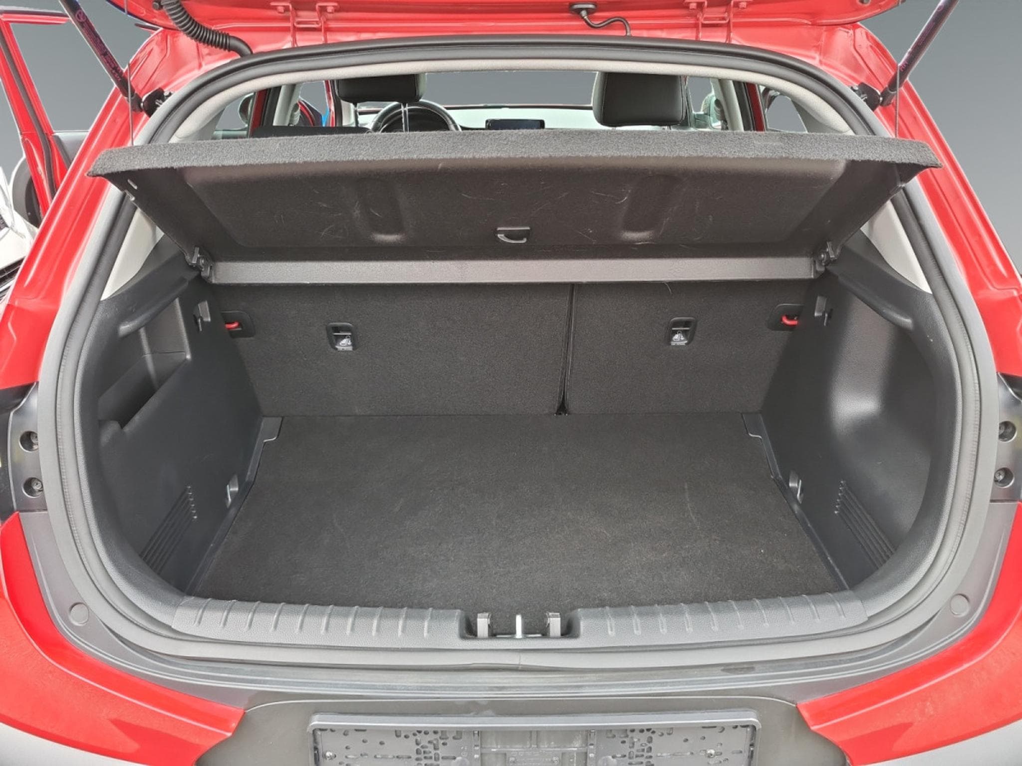 Kia Stonic GT LINE 1.0T 120 ISG MHEV 7DCT (2022) - Photo 17