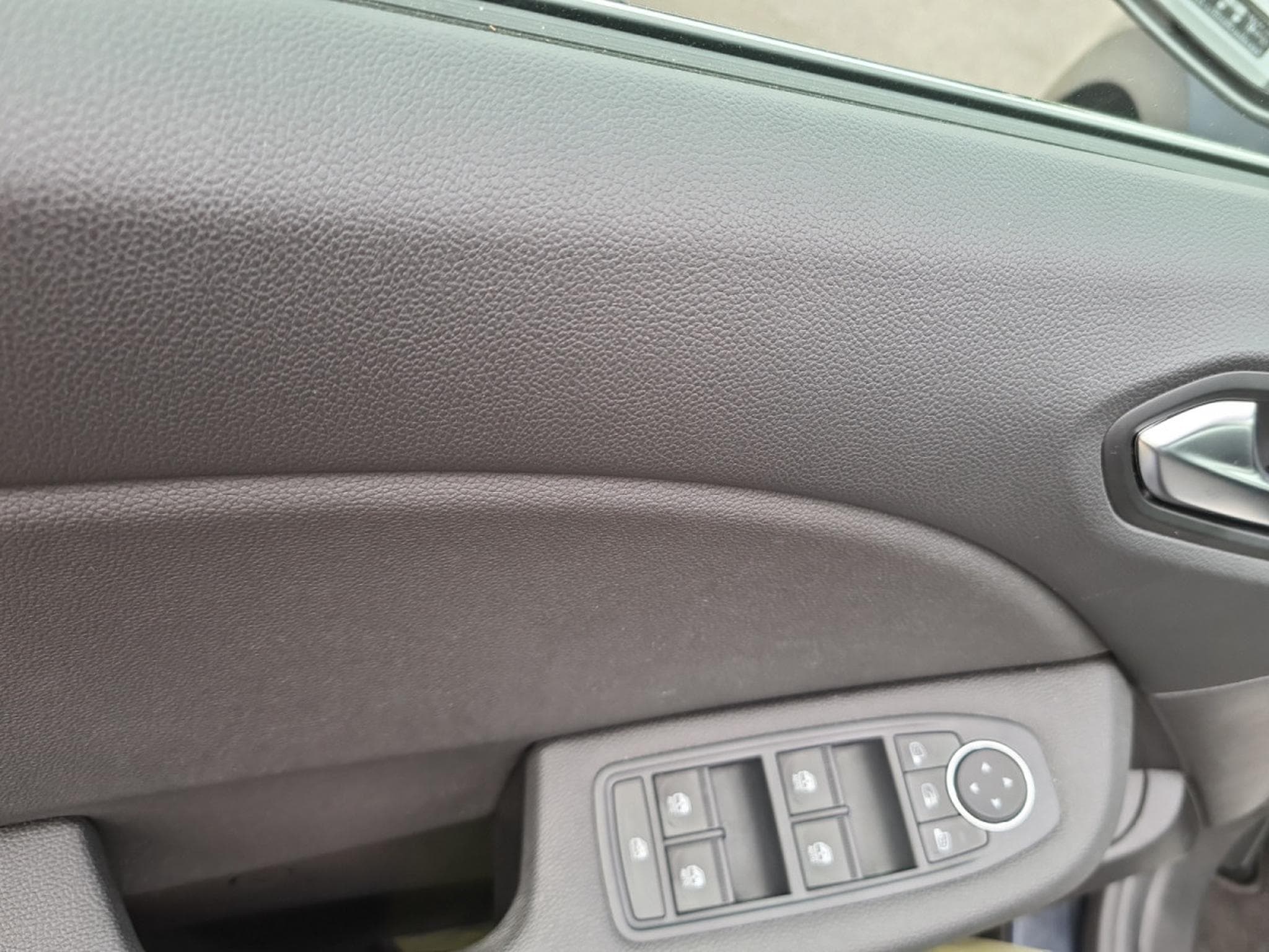Renault Clio V Intens 0.9 90ch (2021) - Photo 10