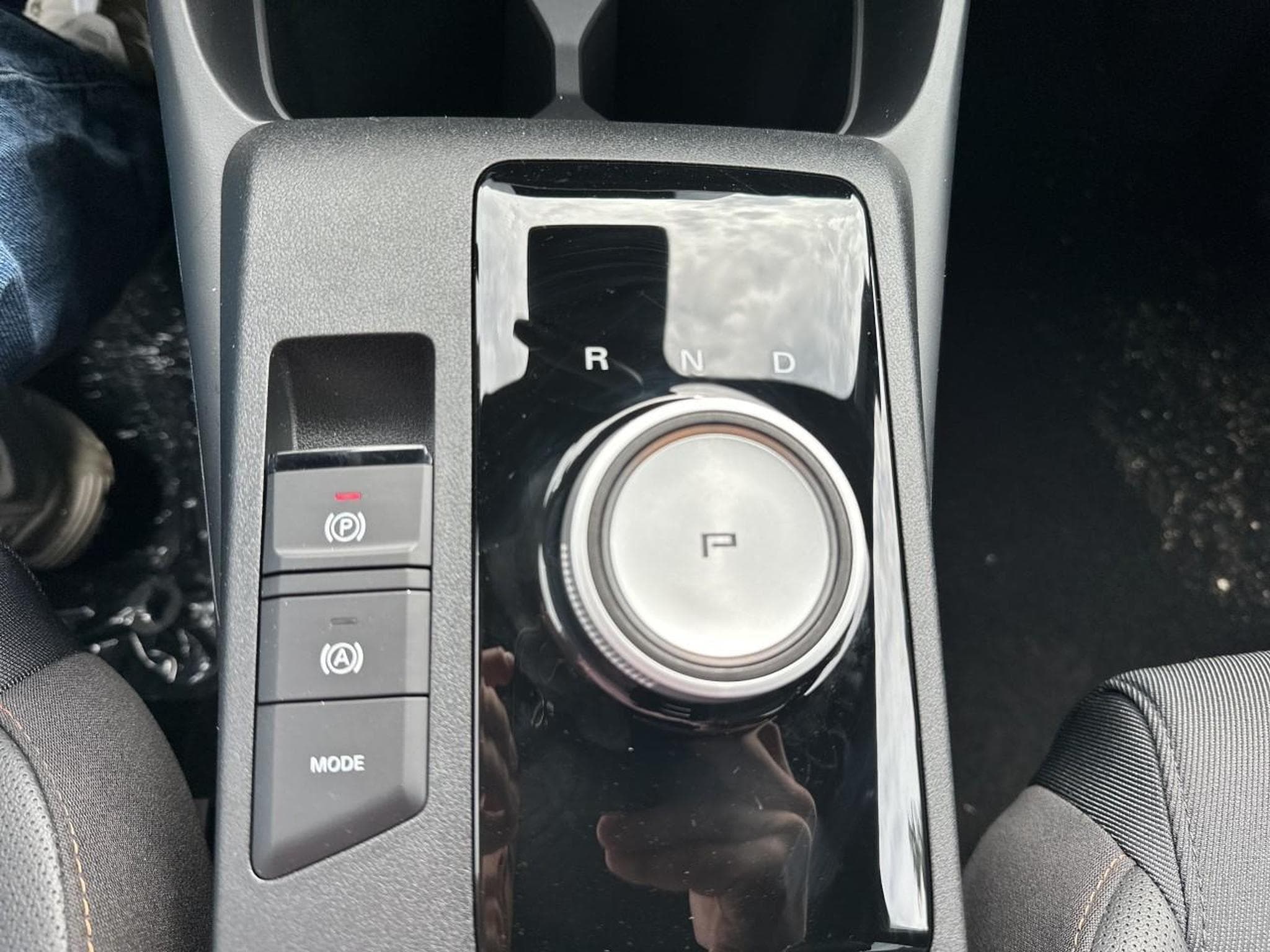 MG MG3 1.5 HYBRID+ 195 LUXURY (2026) - Photo 18