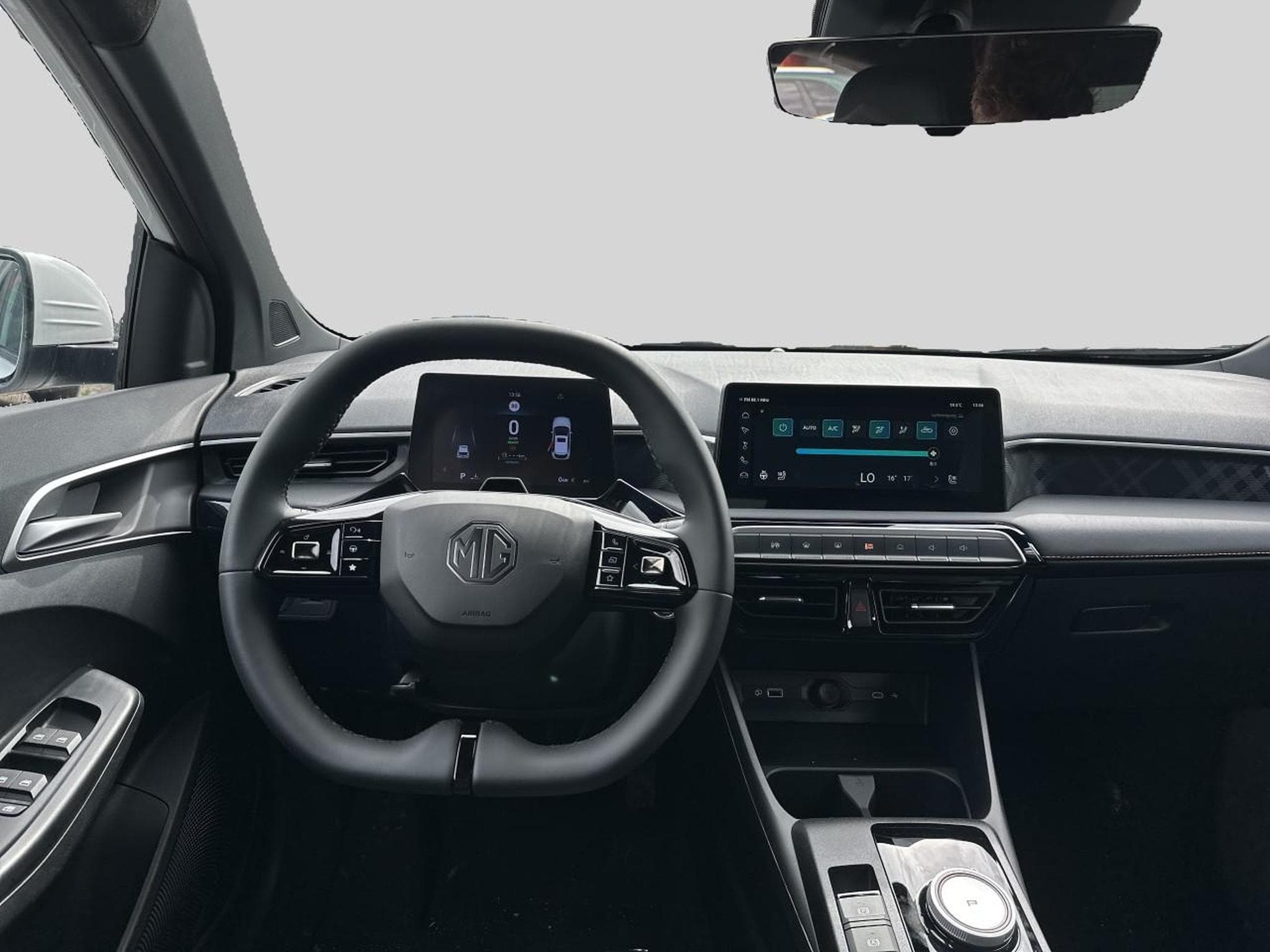 MG MG3 1.5 HYBRID+ 195 LUXURY (2026) - Photo 10