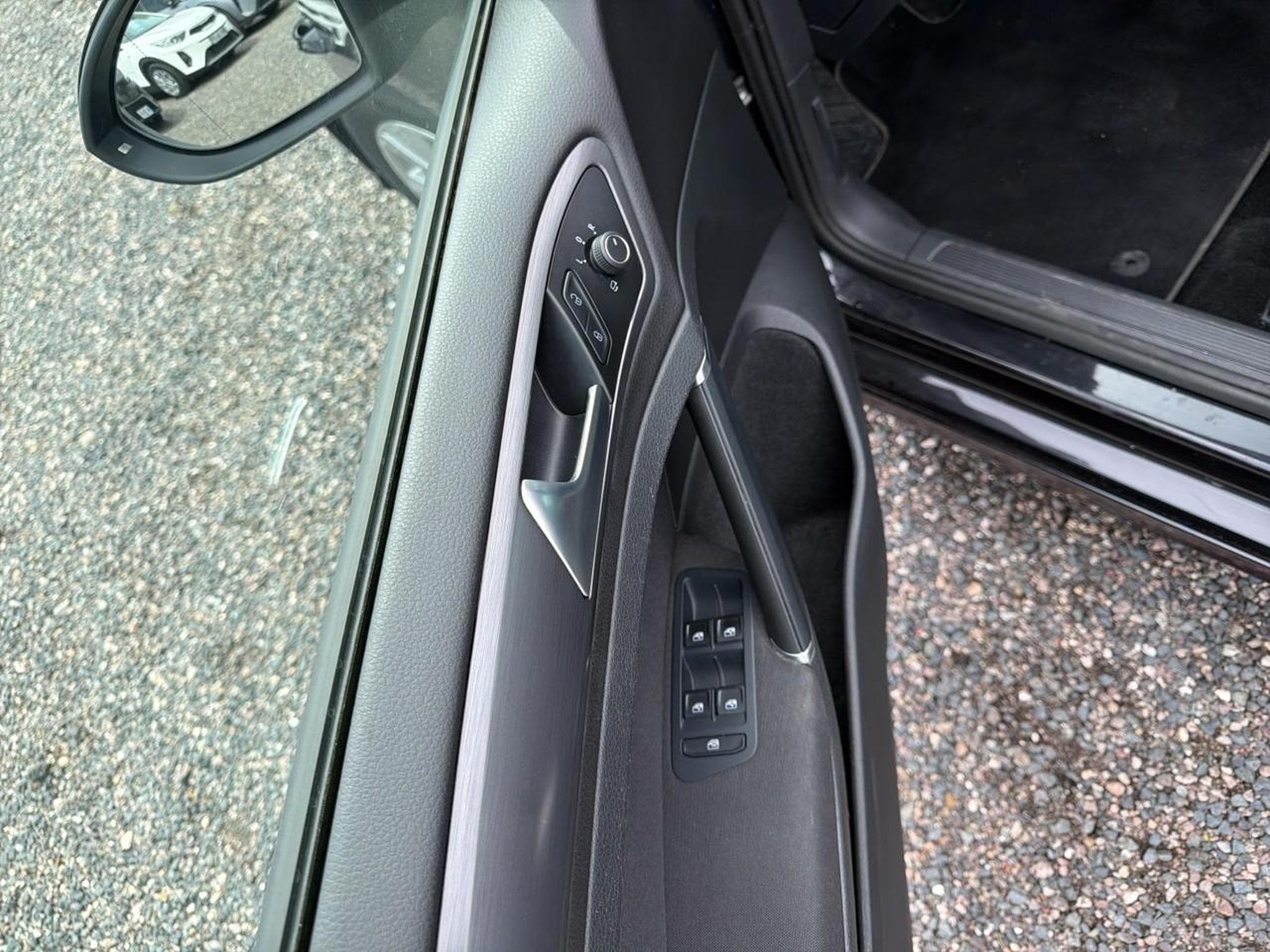 VW GOLF VII 1.0 TSI 115 CONFORTLINE BUSINESS 5P (2020) - Photo 16