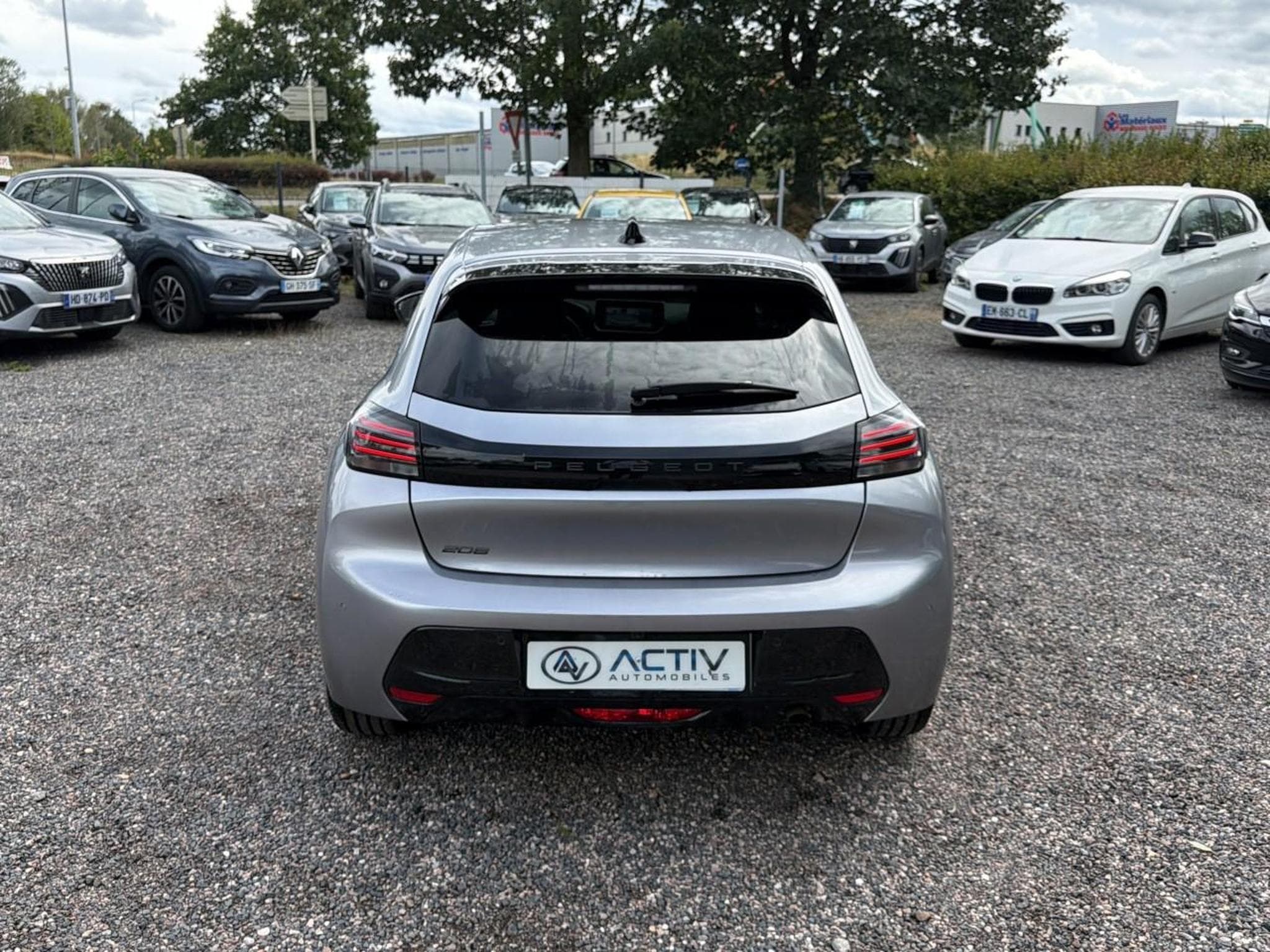 Peugeot 208 1.2 100 ALLURE (2025) - Photo 6