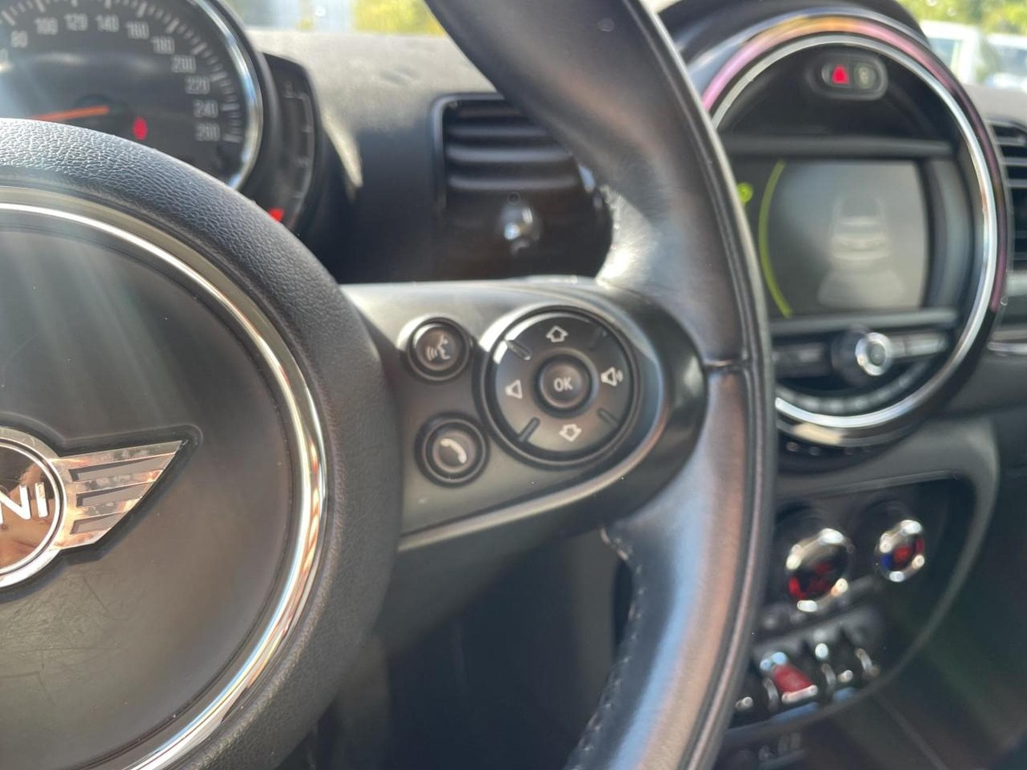 Mini CLUBMAN COOPER D 150 BUSINESS (2017) - Photo 13